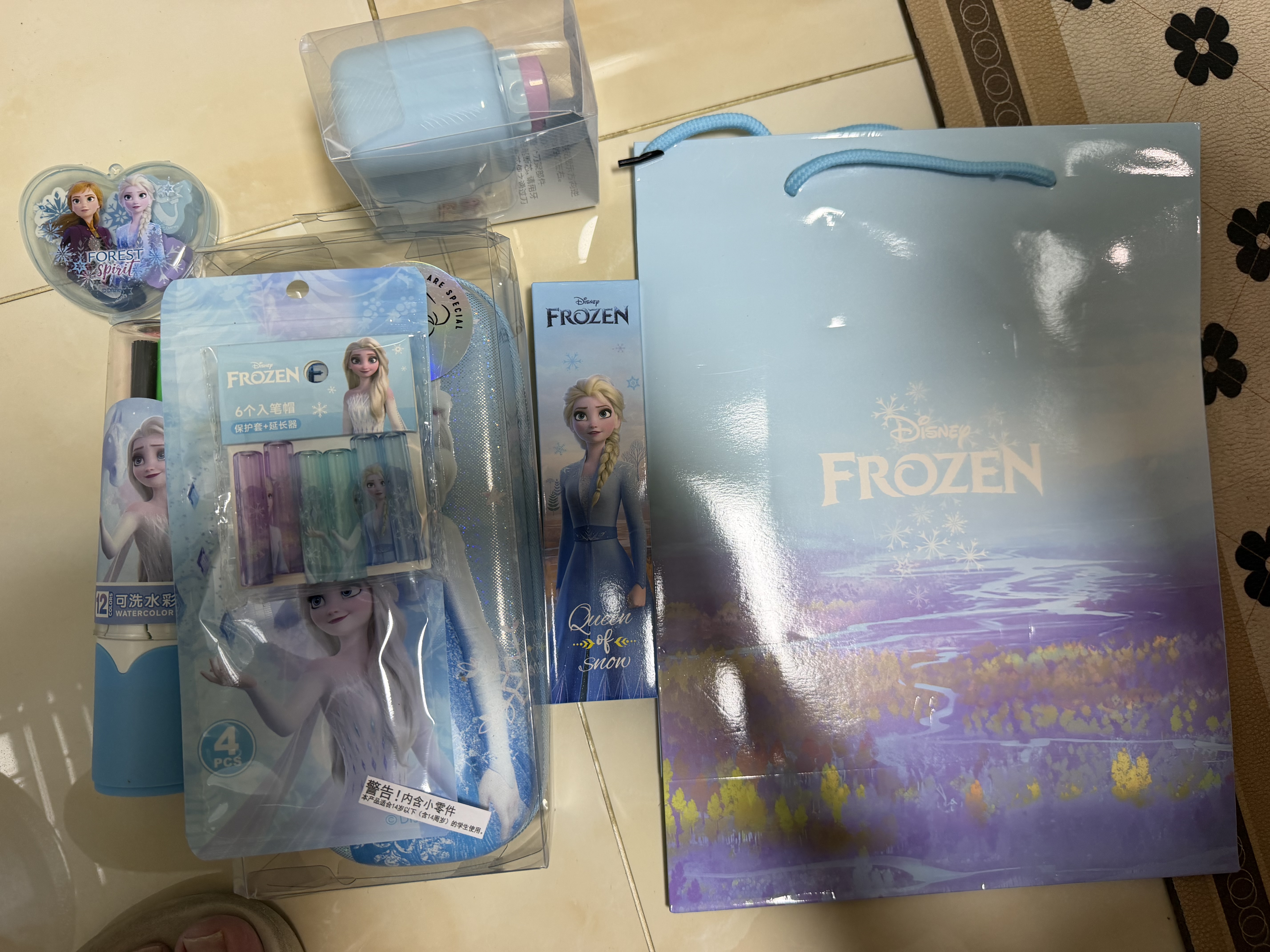 迪士尼（Disney）文具套装 绘画42件套 一年级小学生儿童文具大礼包学习用品开学季礼物女孩生日礼物开学季礼物 实拍图