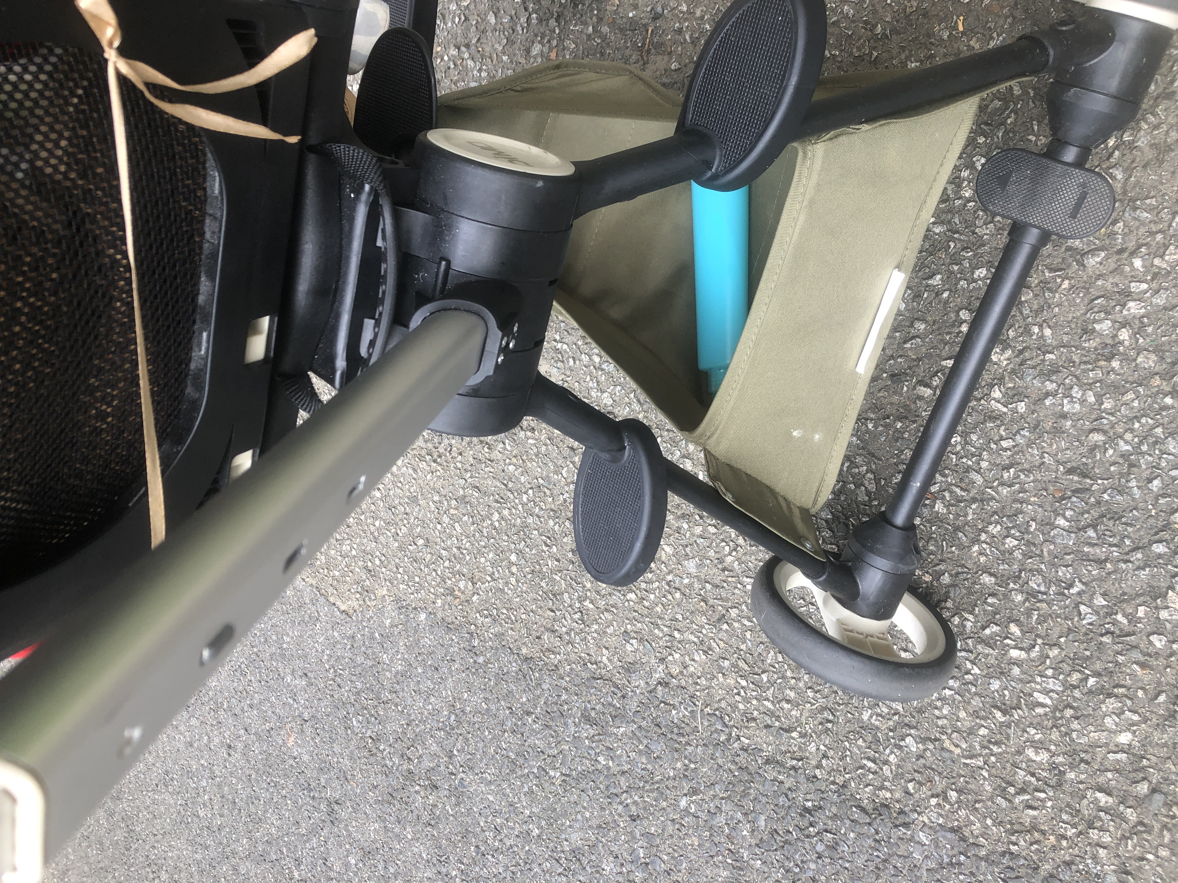 比陌bimo遛娃神器可登机可坐躺高景观轻便婴儿手推车超轻折叠溜娃车 【8代新品】旗舰版-摩登绿+遮阳棚+伸缩脚托 实拍图