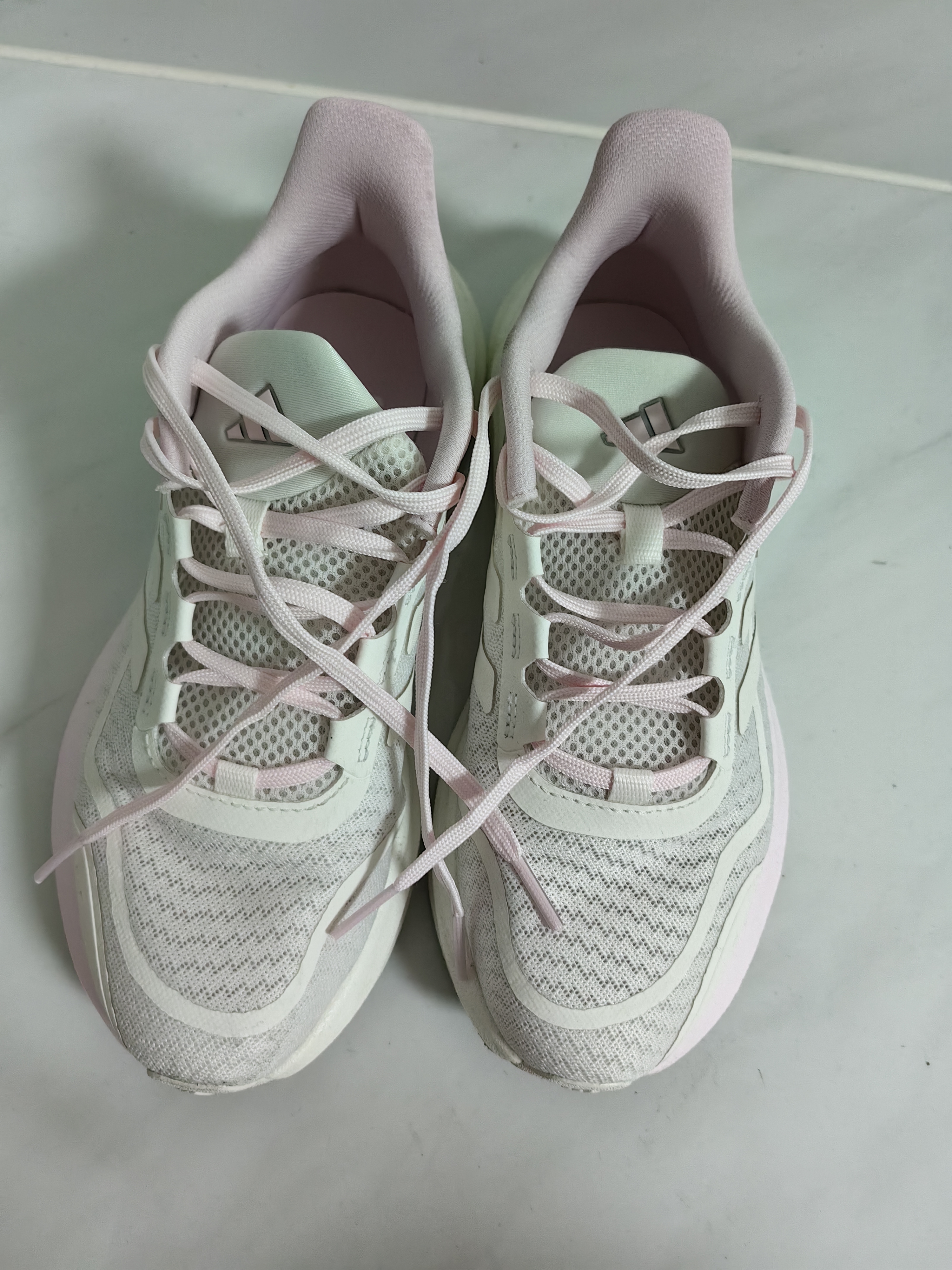 阿迪达斯（adidas）女鞋跑步鞋减震防滑耐磨舒适跑步运动鞋 C白/CL粉/灰色 36.5 实拍图