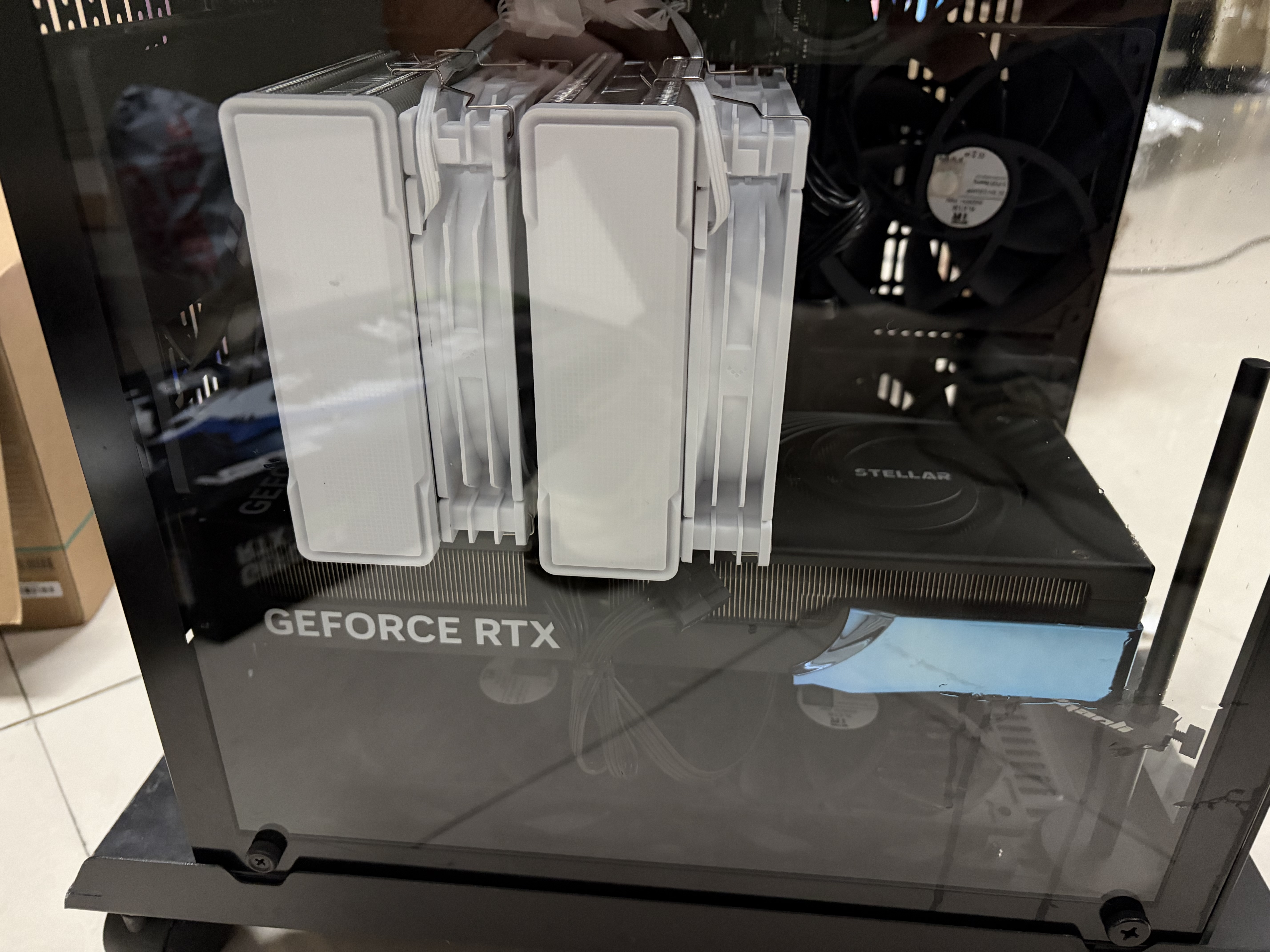 九州风神（DEEPCOOL）大霜塔性能版白色FOR INTEL 风冷散热器/升级塔体/创新聚风环风扇/精雕镀镍铜底/INTEL平台专用 实拍图