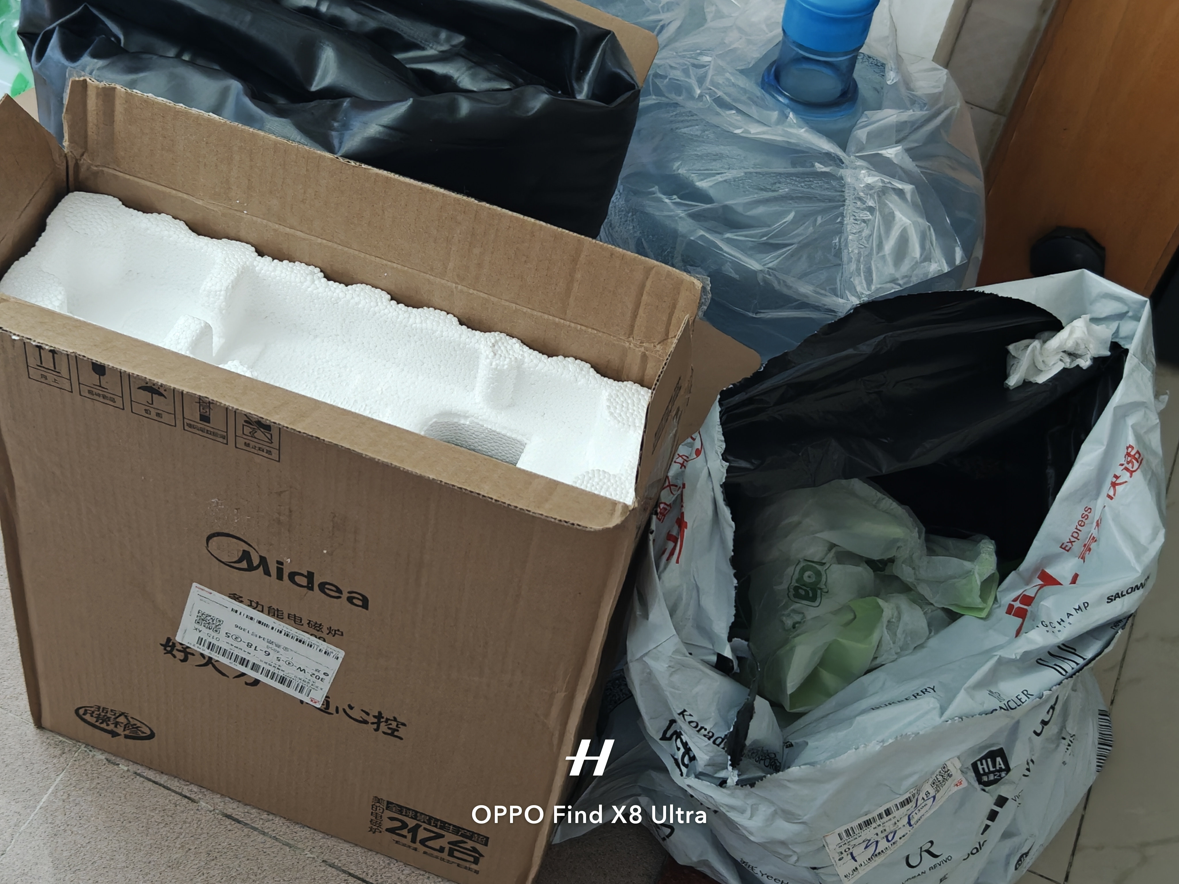 美的（Midea）家用电磁炉电陶炉电池炉2200W大功率猛火新型电磁灶一体微晶面板爆炒炒菜定时火锅炉MC-HGE22BF09 实拍图