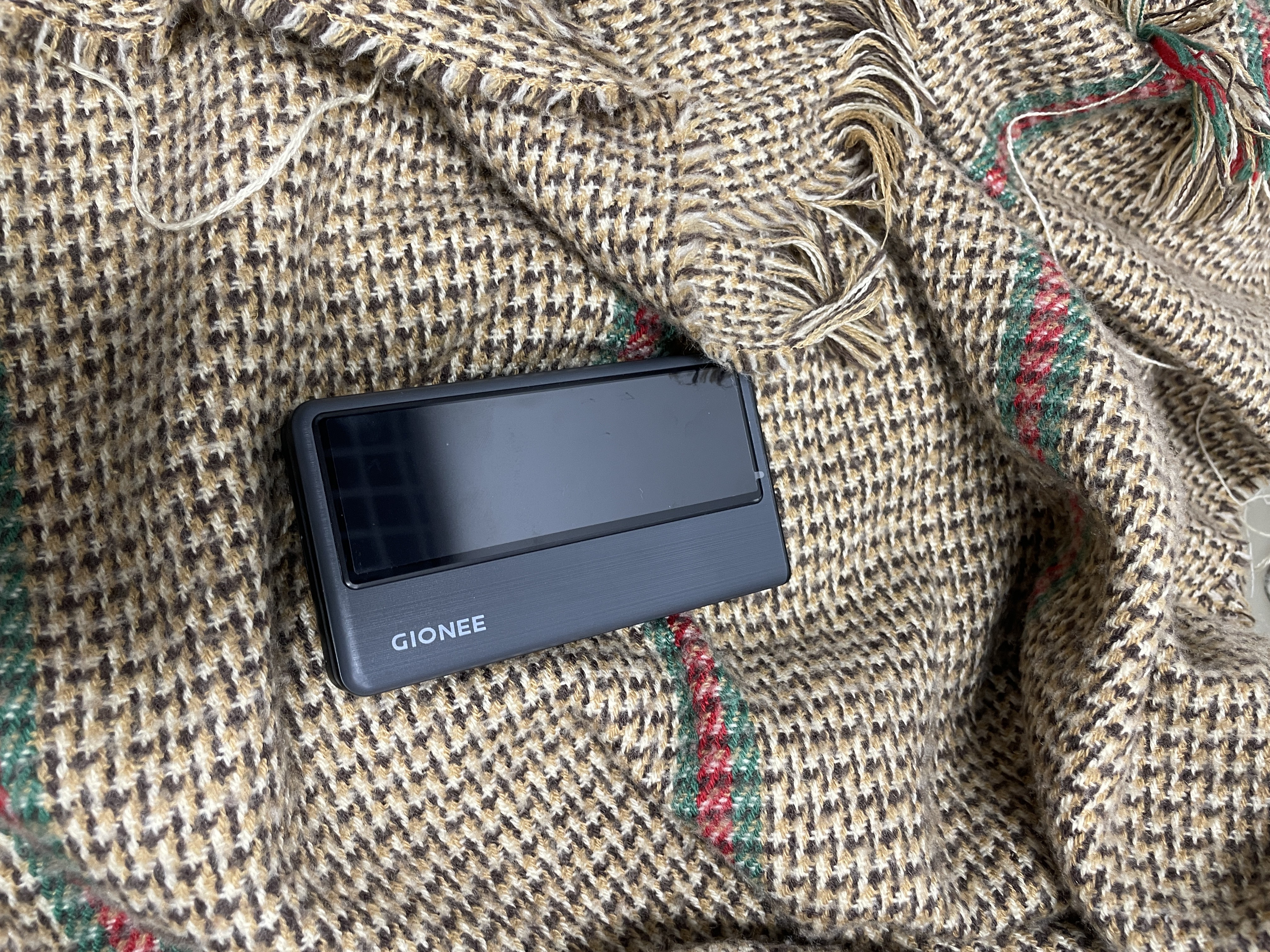 金立Z3000老年人手机4G全网通老年机超长待机2.8大屏大字体大声音学生老人专用按键功能机 黑色 4G全网通 实拍图