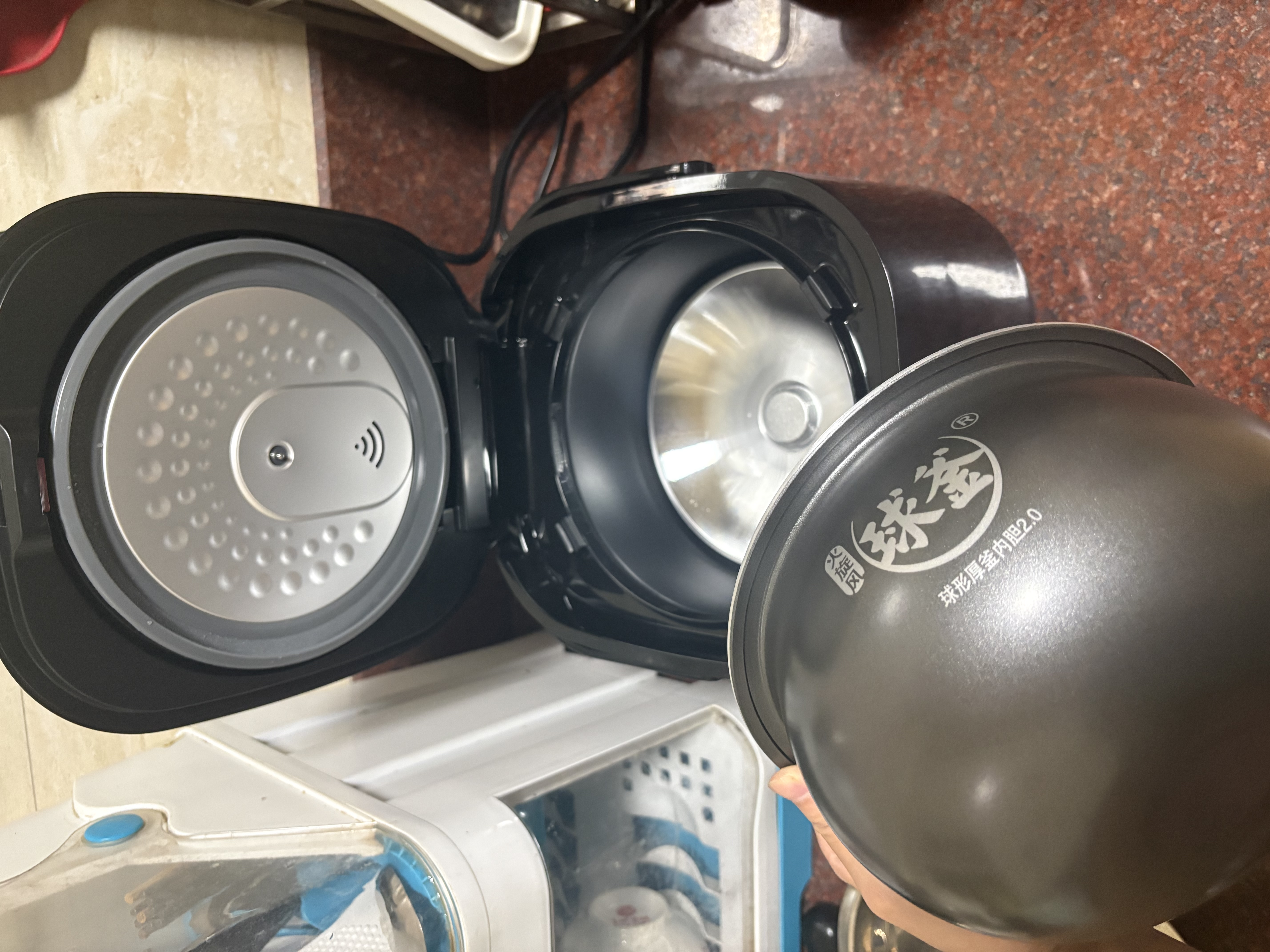 苏泊尔球釜电饭煲1-2-3人家用2升迷你小型多功能电饭锅微压焖煮香弹饭不粘内胆煮粥防溢锅智能预约 2L 黑色【球釜内胆】 实拍图