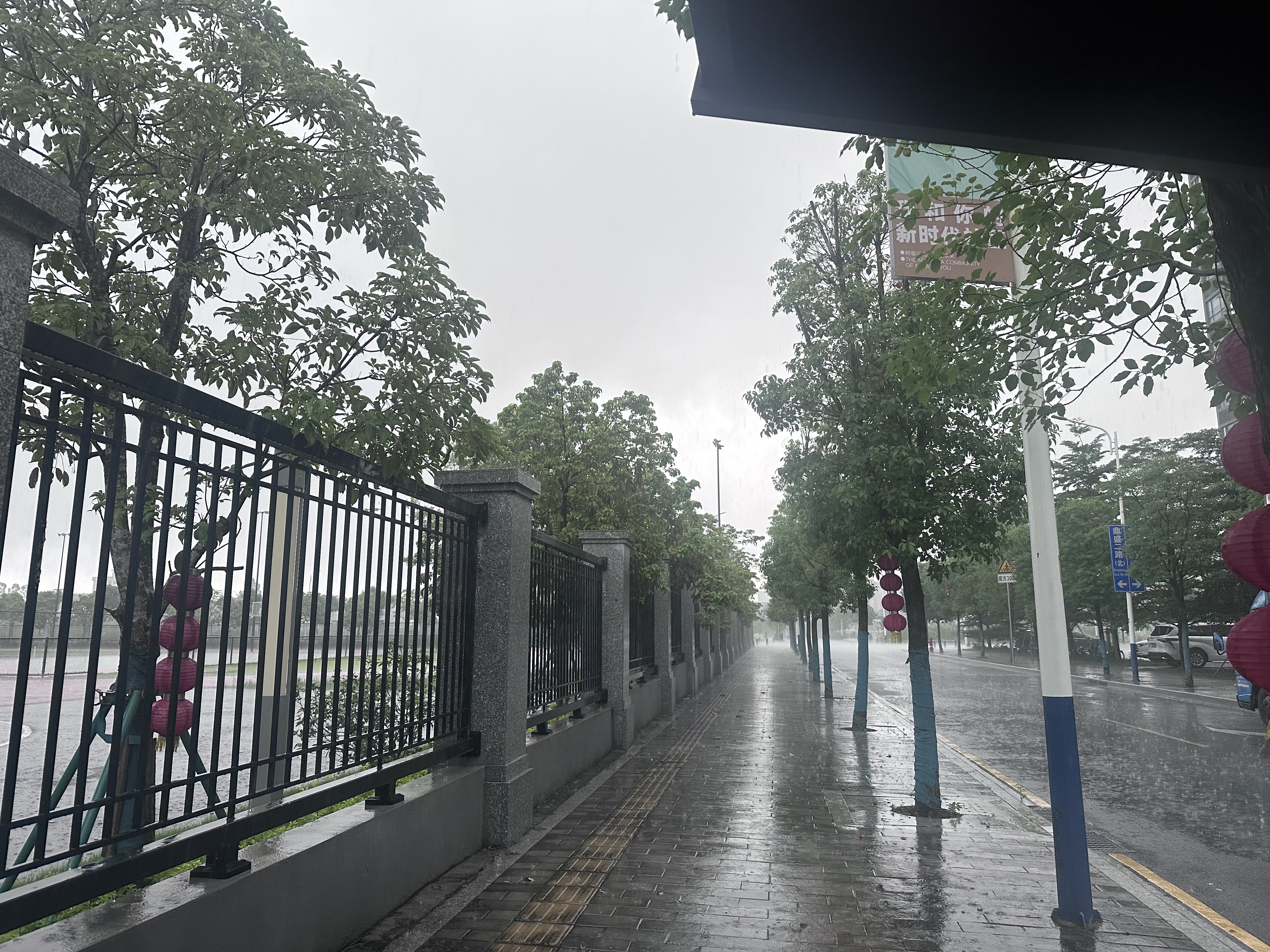徕芬Laifen SE Lite 家用入门款高速吹风机 莱芬大风力速干低噪学生宿舍便携风筒 SE lite紫色 实拍图
