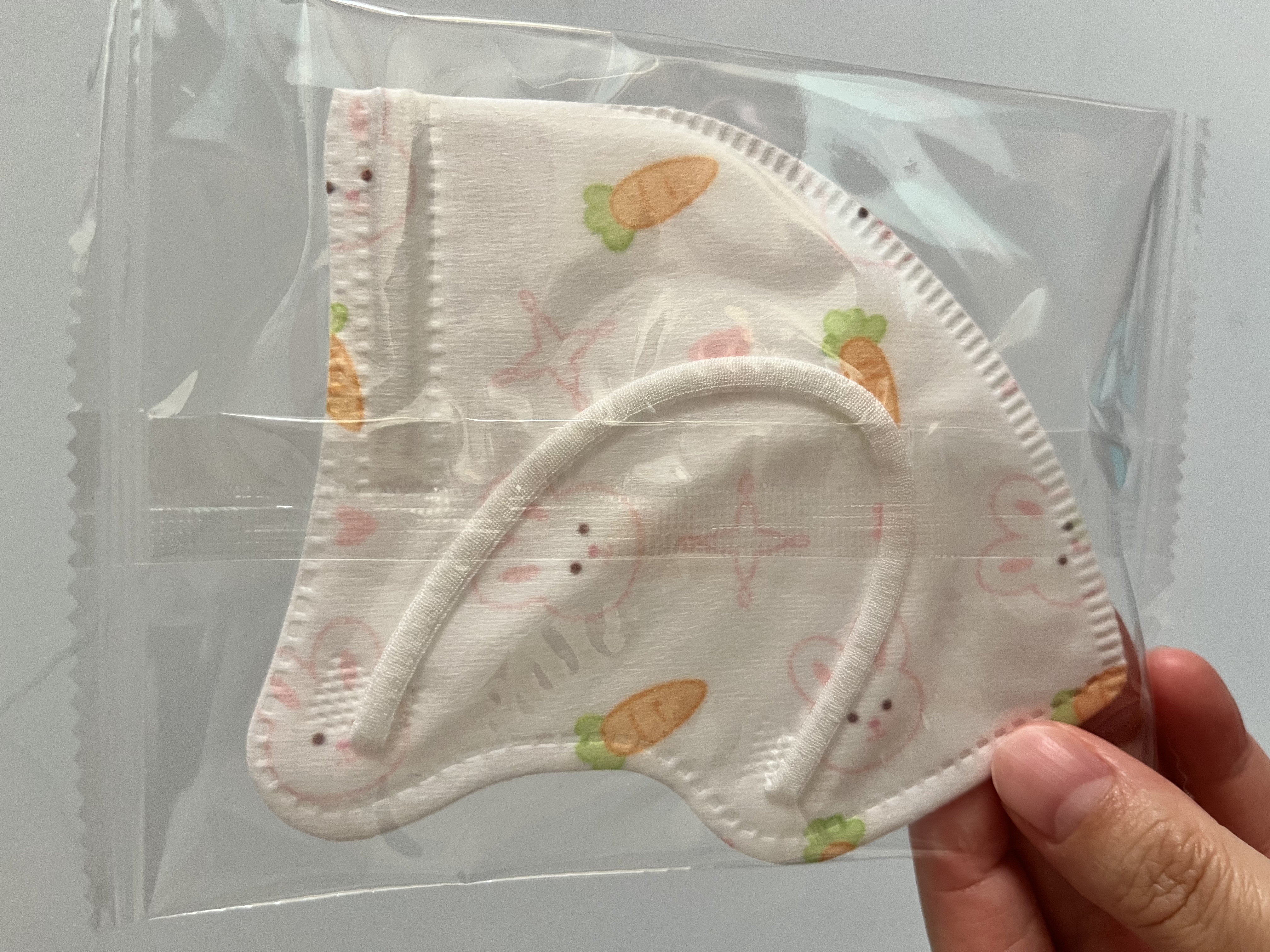 超亚 儿童3d立体口罩医用外科儿童口罩3-6岁小孩夏季薄款独立包装30只 实拍图