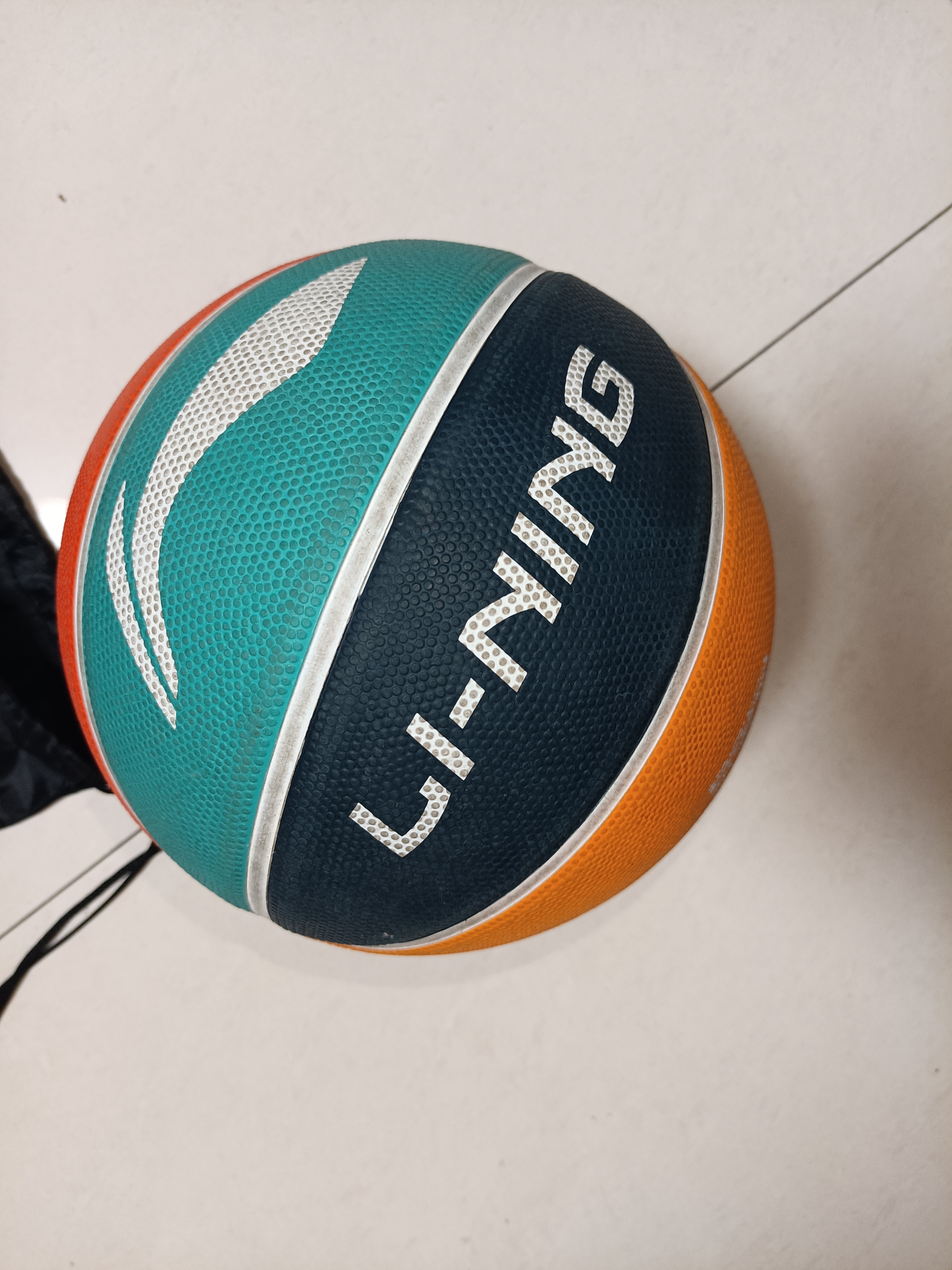 李宁（LI-NING）篮球儿童5号比赛室内外耐磨水泥地幼儿小学生青少年户外橡胶五号 实拍图