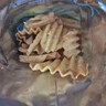 乐事（Lay's）大波浪薯片 香脆烤鸡翅味 70g 零食 休闲食品 实拍图