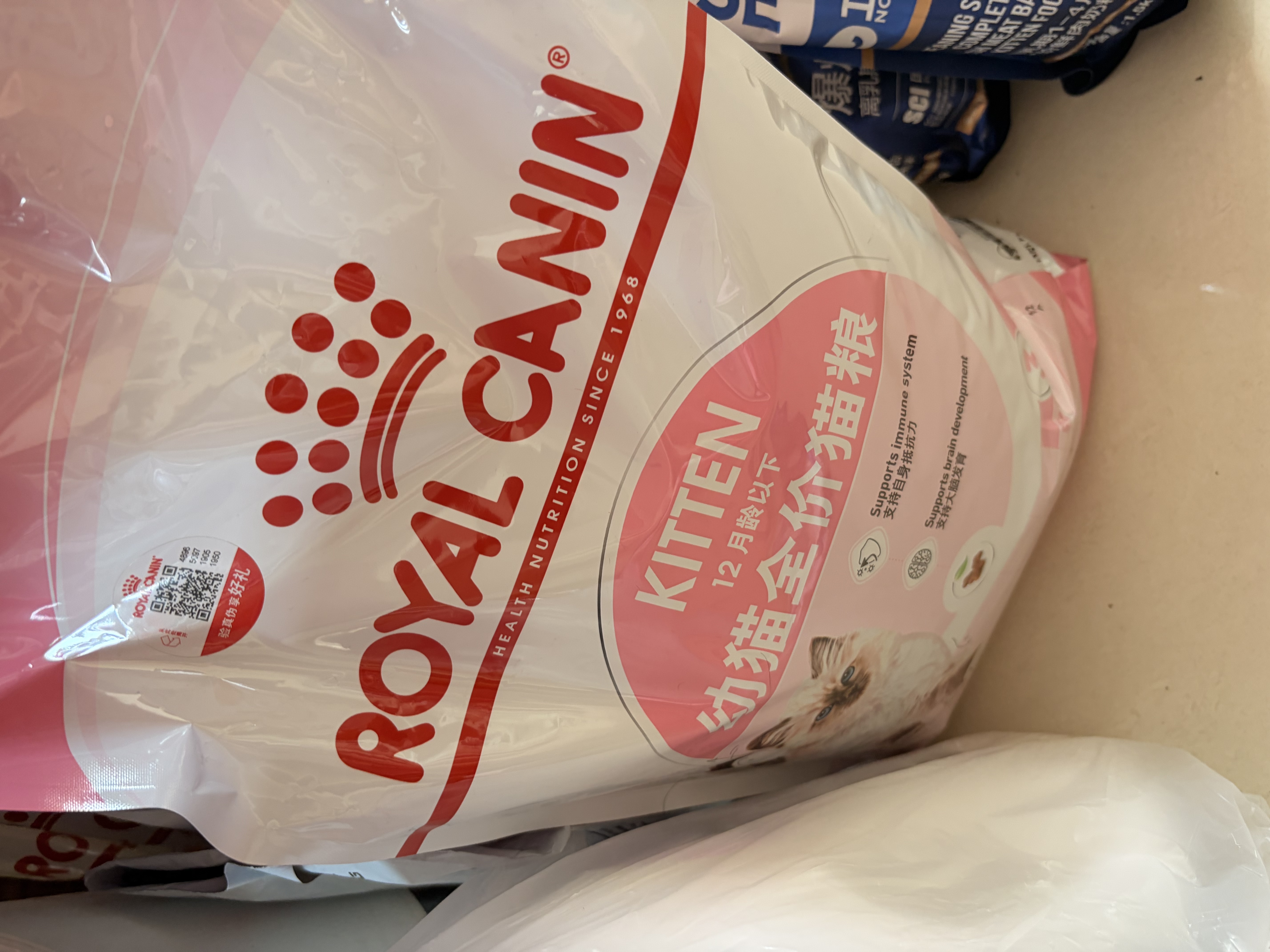 皇家猫粮 幼猫猫粮 幼猫奶糕 K36 通用粮 锁鲜 4-12月 4.5KG*2 实拍图