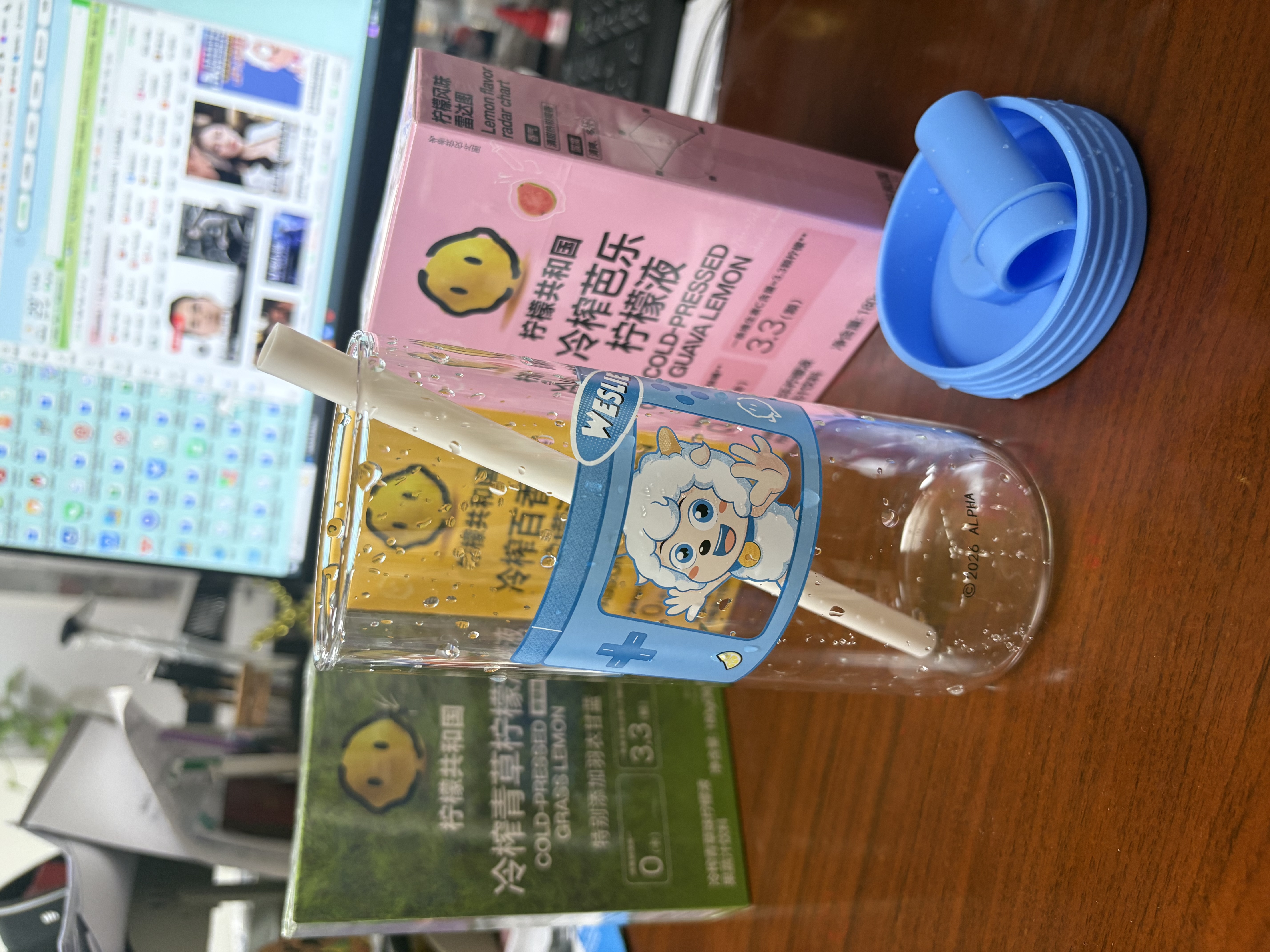 柠檬共和国冷榨柠檬液180g/盒芭乐汁香草百香果柠檬液冲水果汁冷泡饮品 【3盒可自选】3口味各一盒 180g*3 实拍图