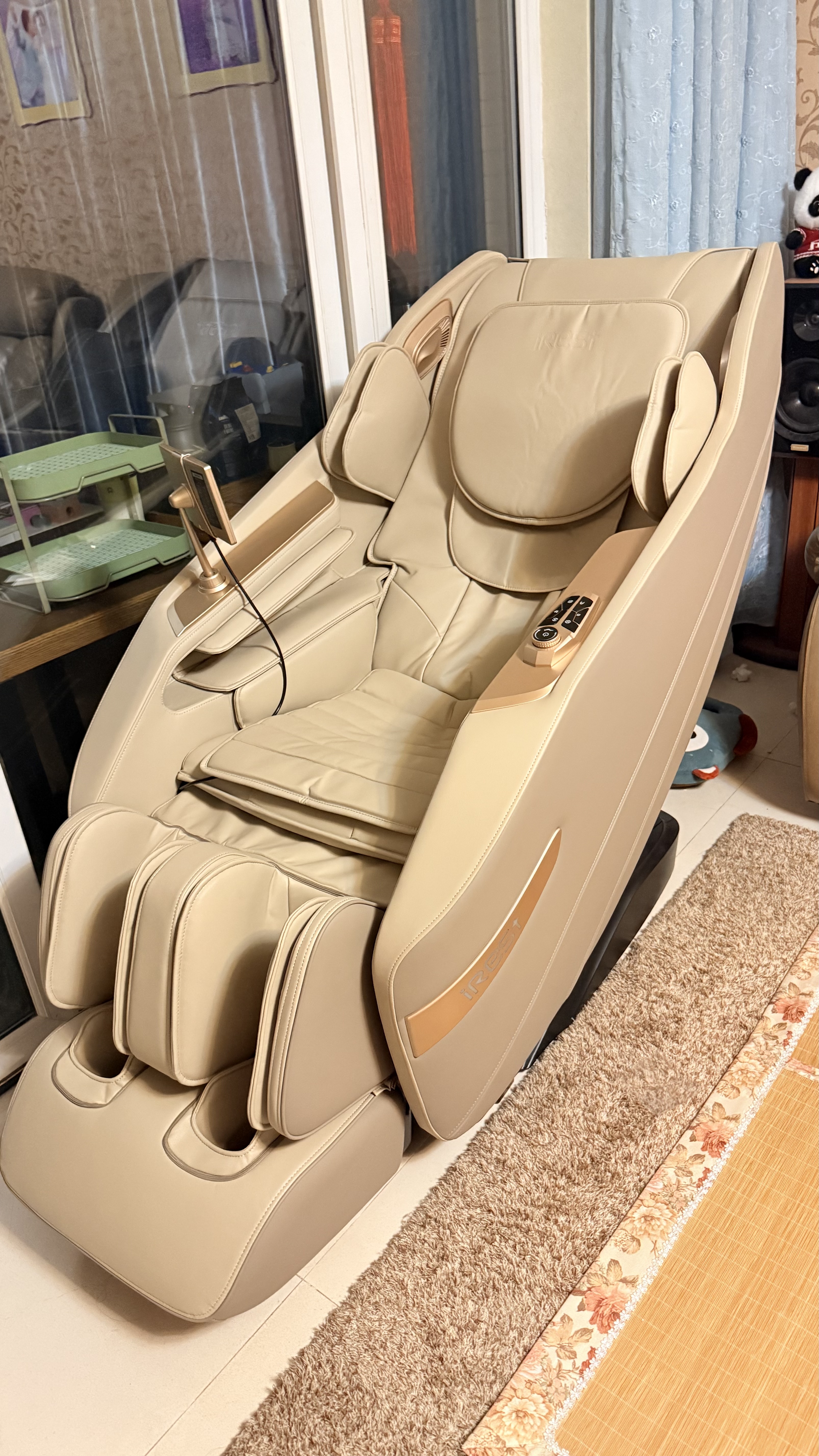 艾力斯特（iRest）按摩椅家用太空舱2026全身按摩肩颈腰背4D双机芯多功能沙发椅中秋节礼物送父母生日礼物S733奶杏色 实拍图