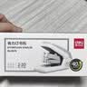 得力（deli）(deli)40页省力订书机/订书器 防卡钉功能 弹出式钉道 办公用品 白色 实拍图