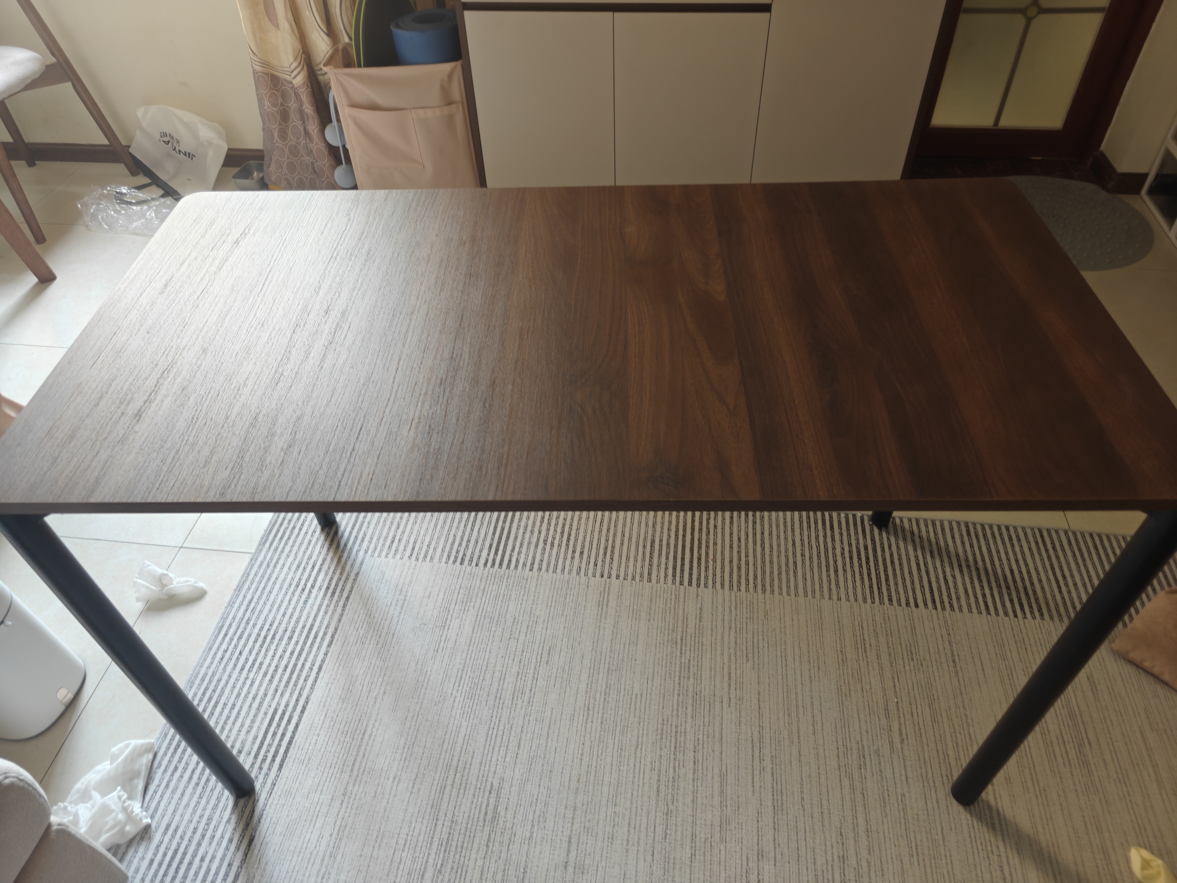 京东京造万象桌电脑桌家用桌书桌学习桌办公桌实木胡桃木色120*60cm 实拍图