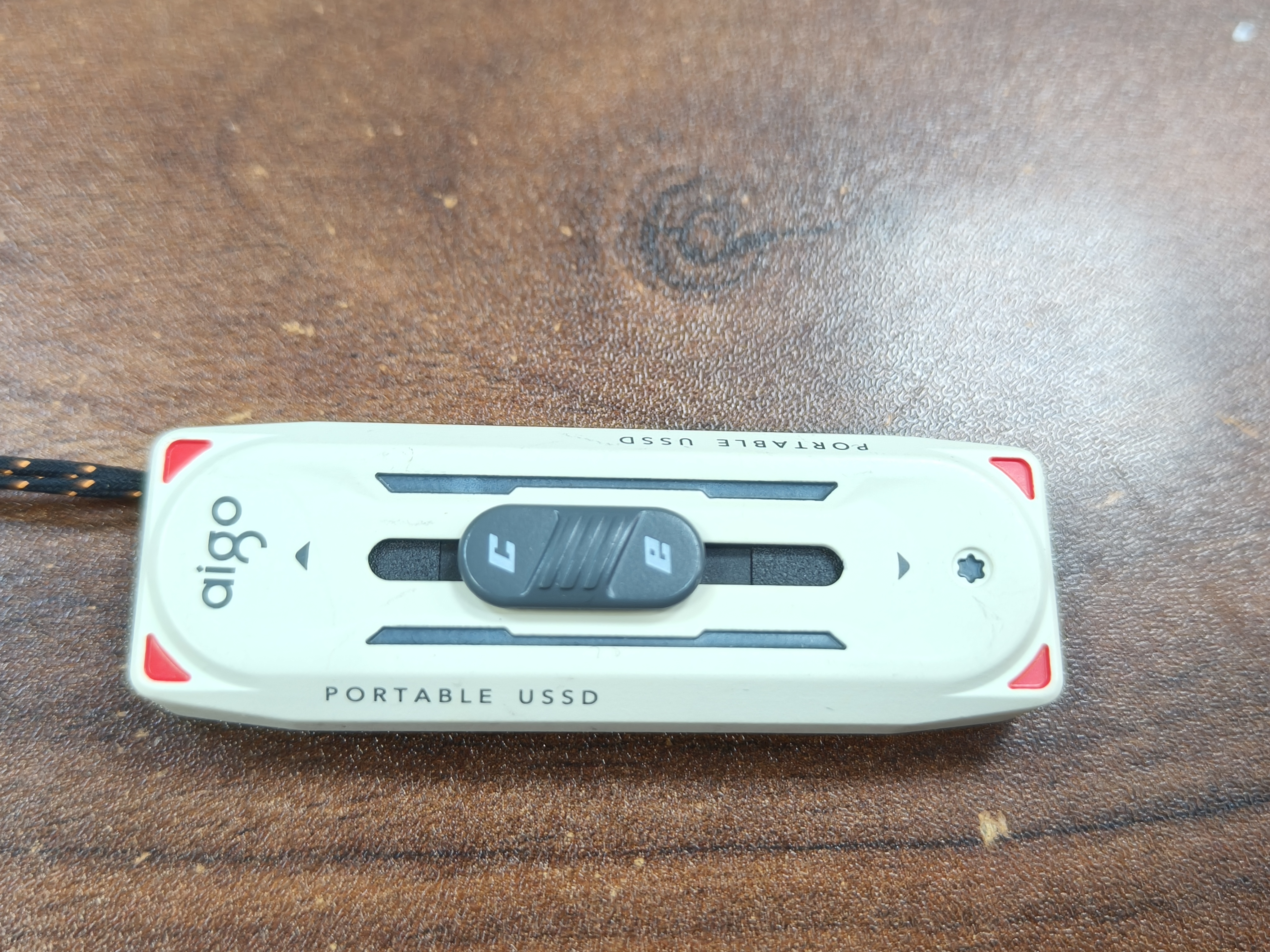 爱国者（aigo）1TB USB3.2 Type-C双接口固态U盘 520MB/s M0 手机电脑两用 办公学习大容量 学生可爱卡通猫 优盘 实拍图