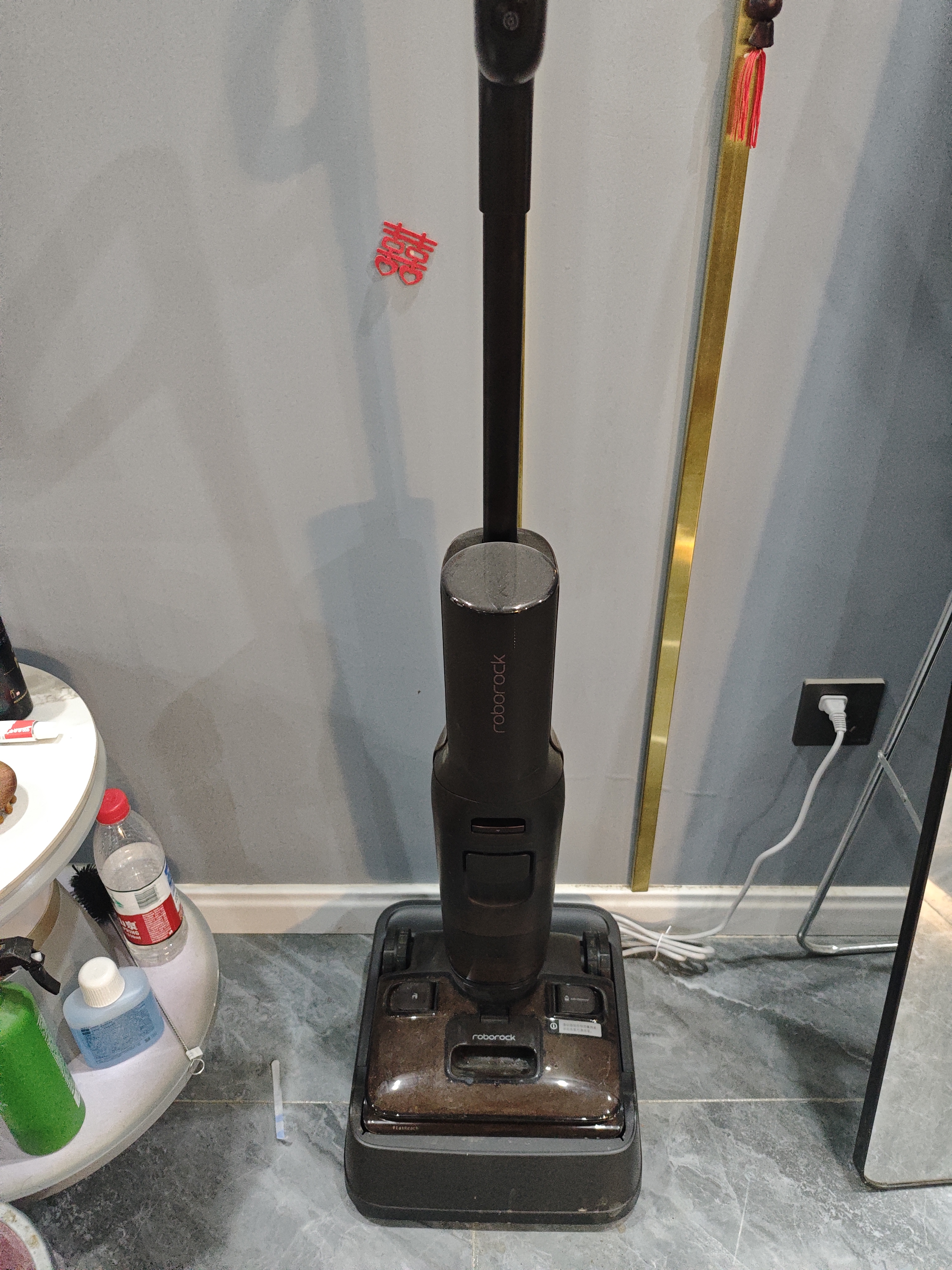 石头A30 Pro2.0洗地机【AI全向助力】25kPa吸力95℃除菌自动清洗拖地机吸拖一体扫地机器人 实拍图