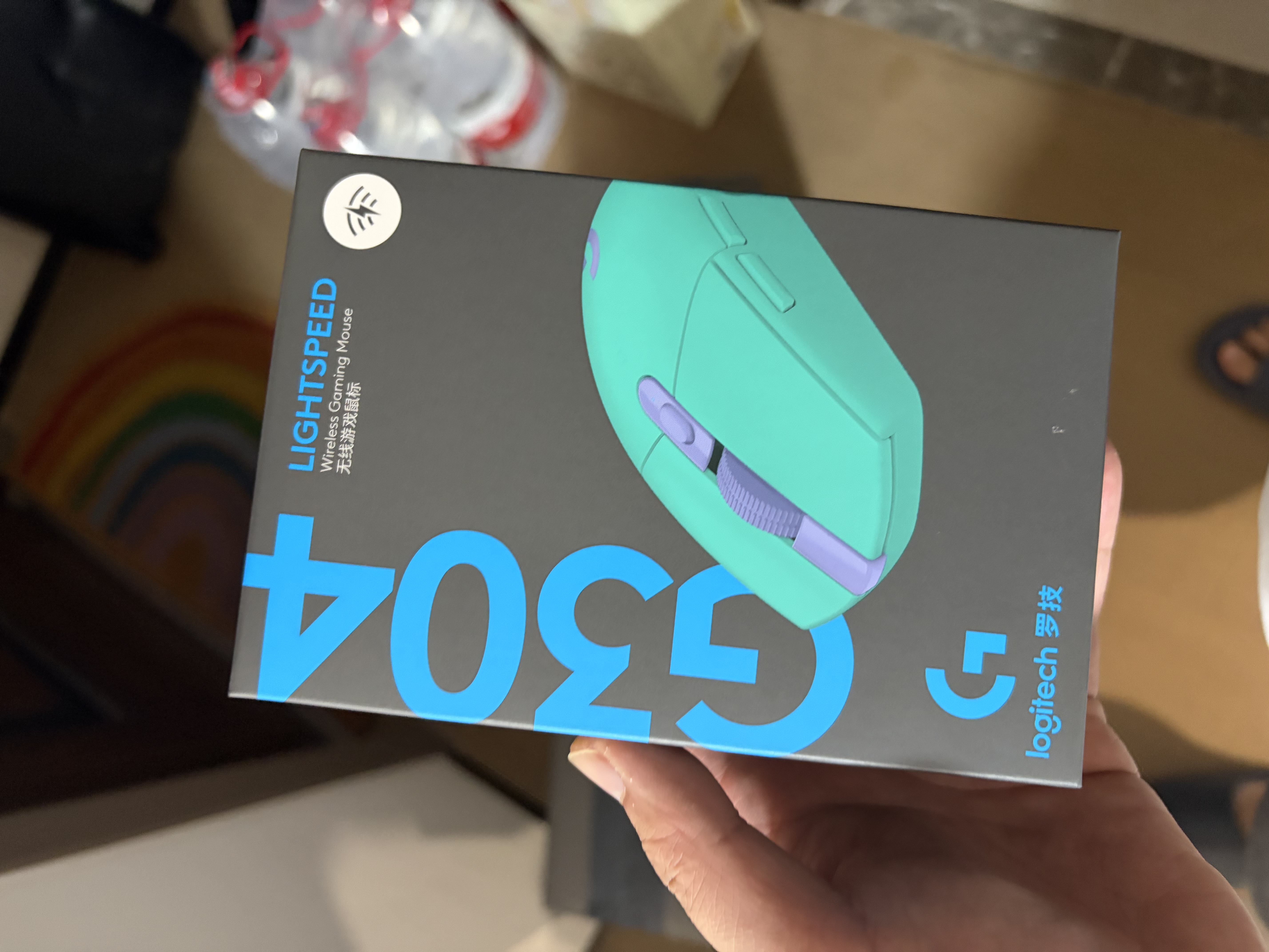 罗技（G）G304 /G304X无线电竞游戏鼠标轻质便携 三角洲FPS无畏契约打瓦必备  G304绿色 实拍图