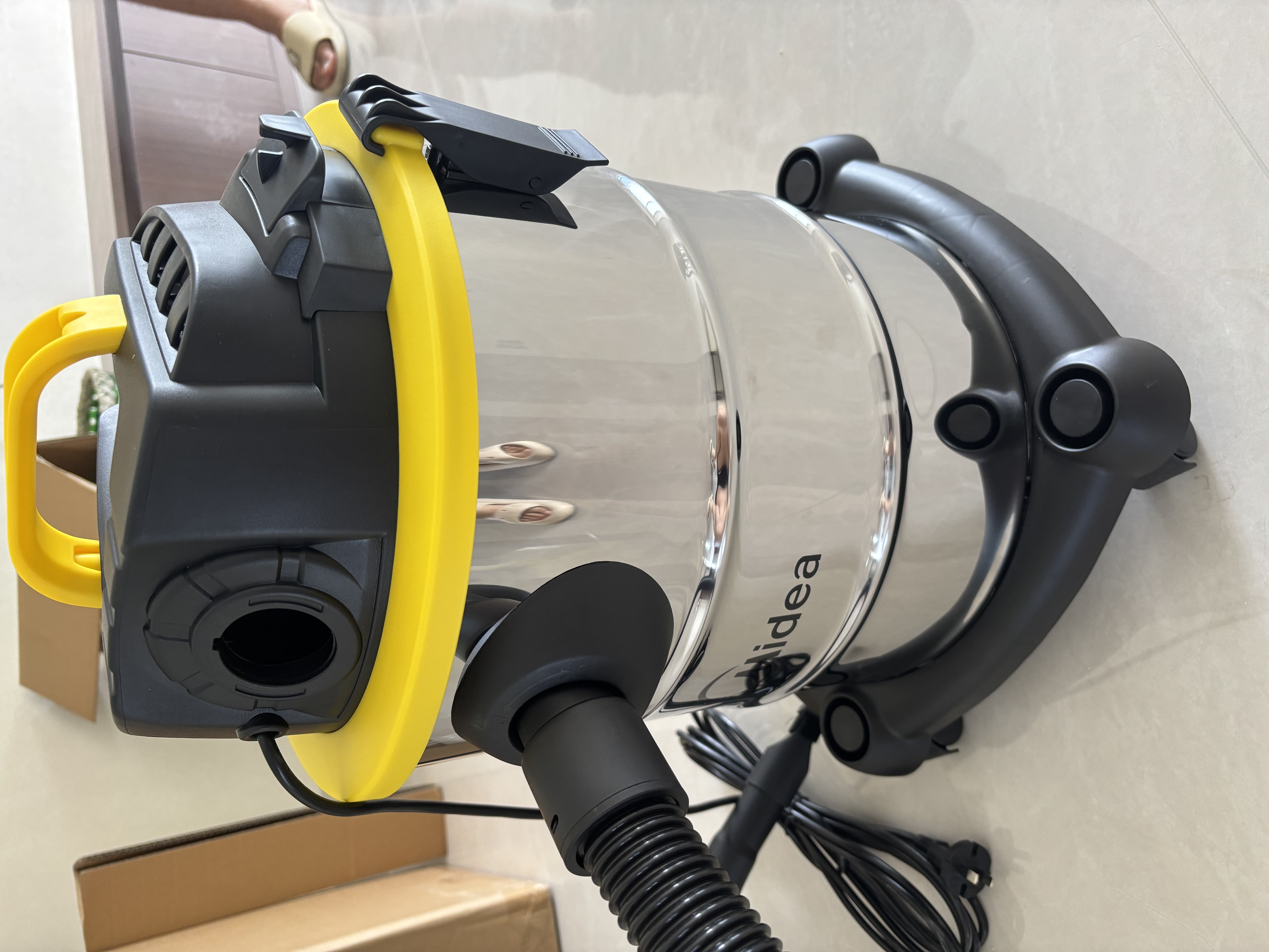 美的（Midea）桶式吸尘器家用25L强劲大吸力工业车载办公地毯吸尘器开荒干湿吹吸尘机大容量猫毛狗毛宠物T5 实拍图