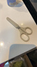 得力（deli）迷你小剪刀办公105mm小号简系小剪子手工剪纸刀办公用品 白色JX506 实拍图