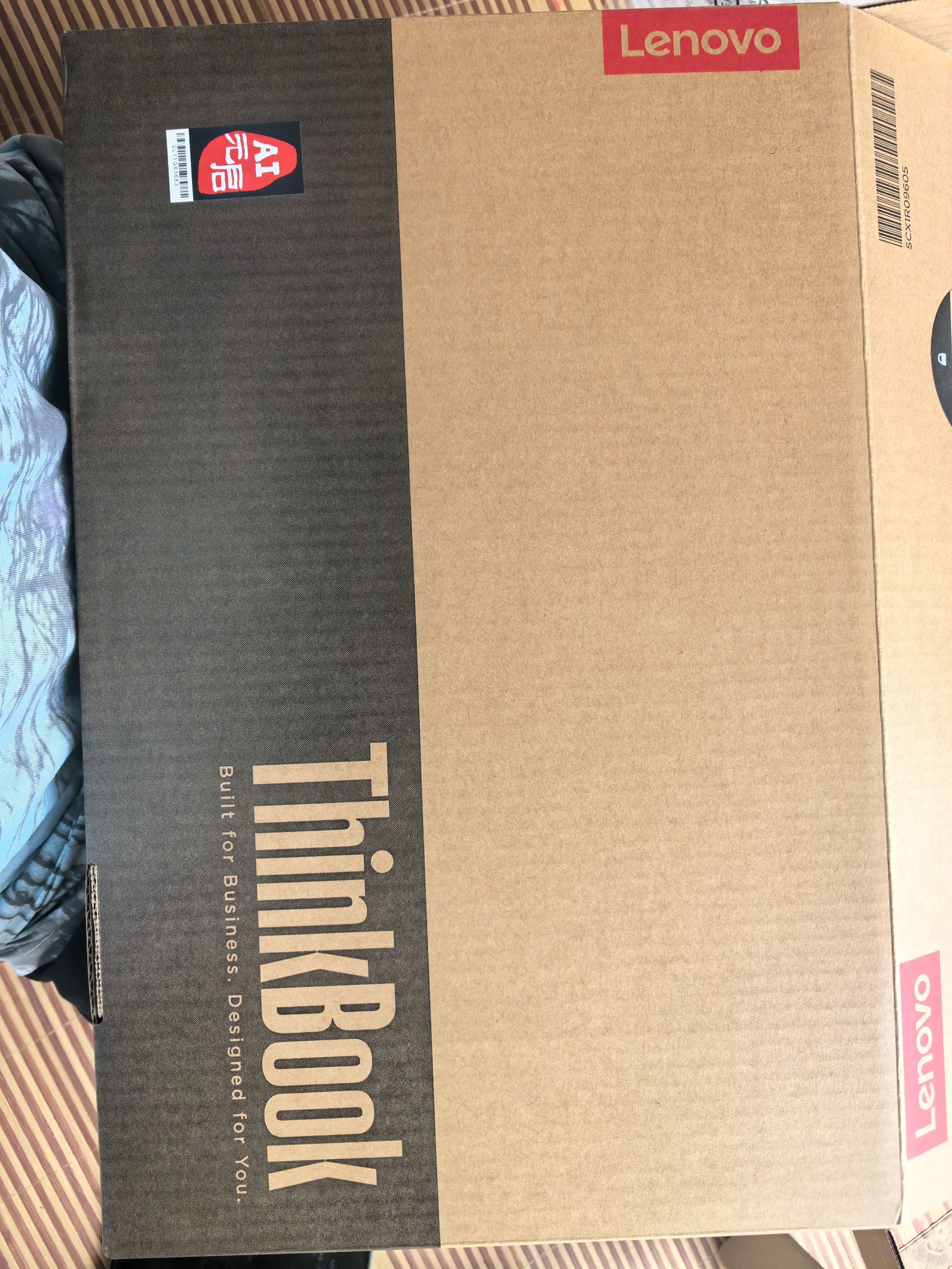 ThinkPad【国家补贴15%】联想笔记本电脑ThinkBook 14 英特尔酷睿Ultra5 135H 14英寸 16G 1T 2.8K 高刷屏 实拍图