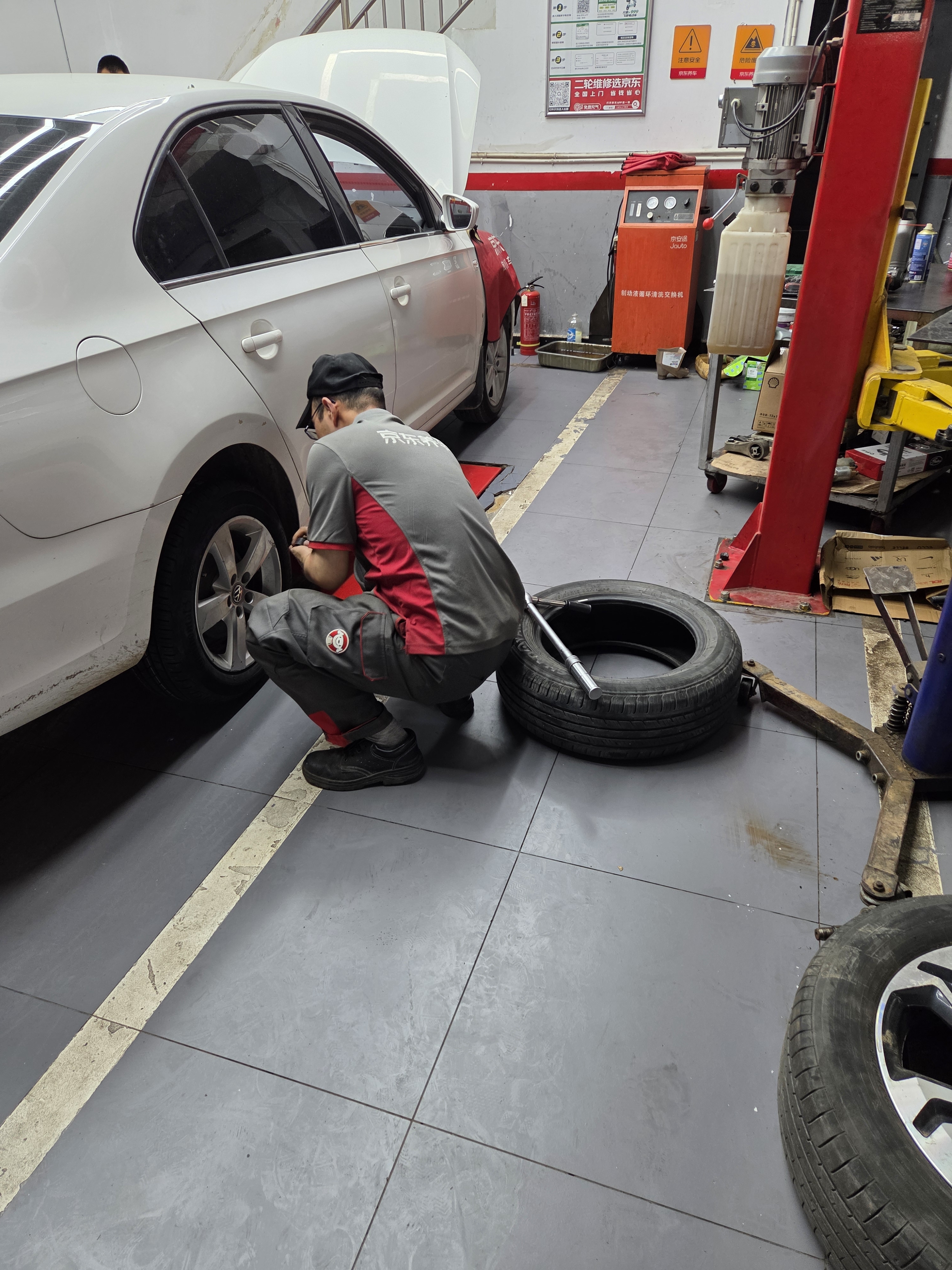 马牌（Continental）汽车轮胎 185/60R15 84H UCJ 适配大众桑塔纳/捷达本田飞度 实拍图