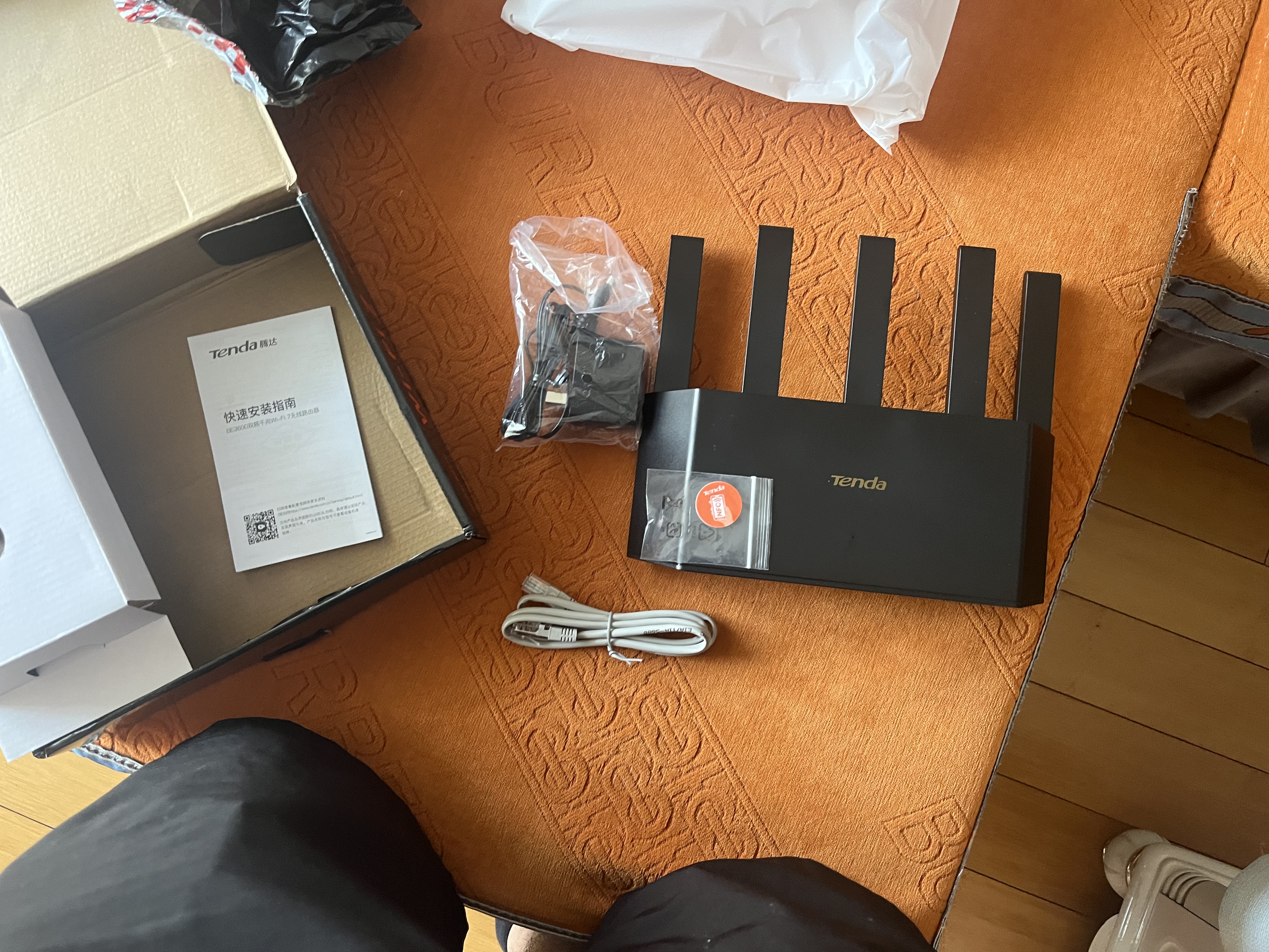 Tenda腾达路由器【升级WiFi7】云霄BE3600信号放大器无线千兆穿墙王:立式全屋Mesh放大器【2年质保】 实拍图