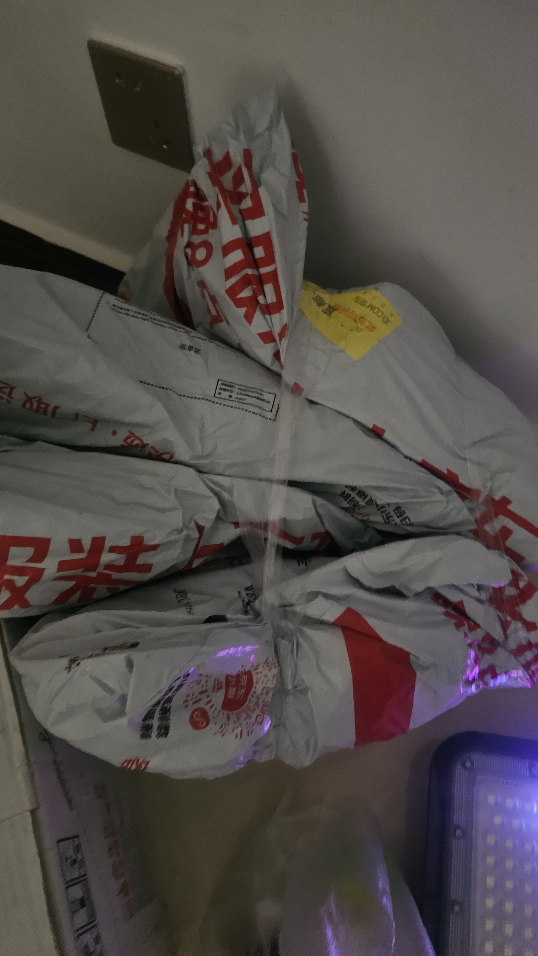 胜丽（SHENGLI） 水叉裤下水裤半身皮叉裤钓鱼连体防水水稻田渔裤加厚90丝带护膝黄色40码 1条BWP90Y 实拍图