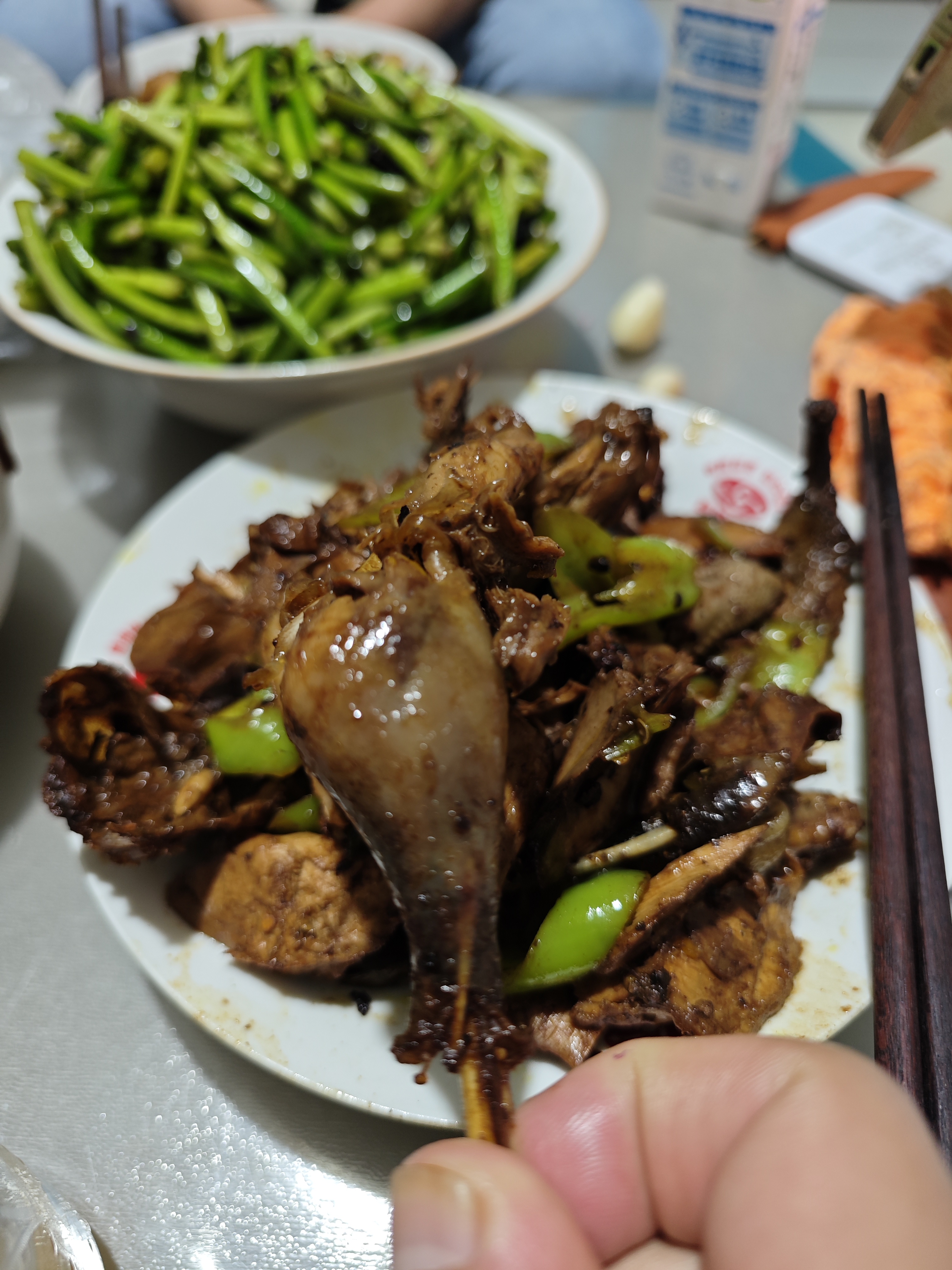 全品屋【销量NO.1】凳子家用塑料凳子板凳加厚凳子餐凳圆凳可叠放风车凳 加厚耐磨6把装-卡其6 实拍图