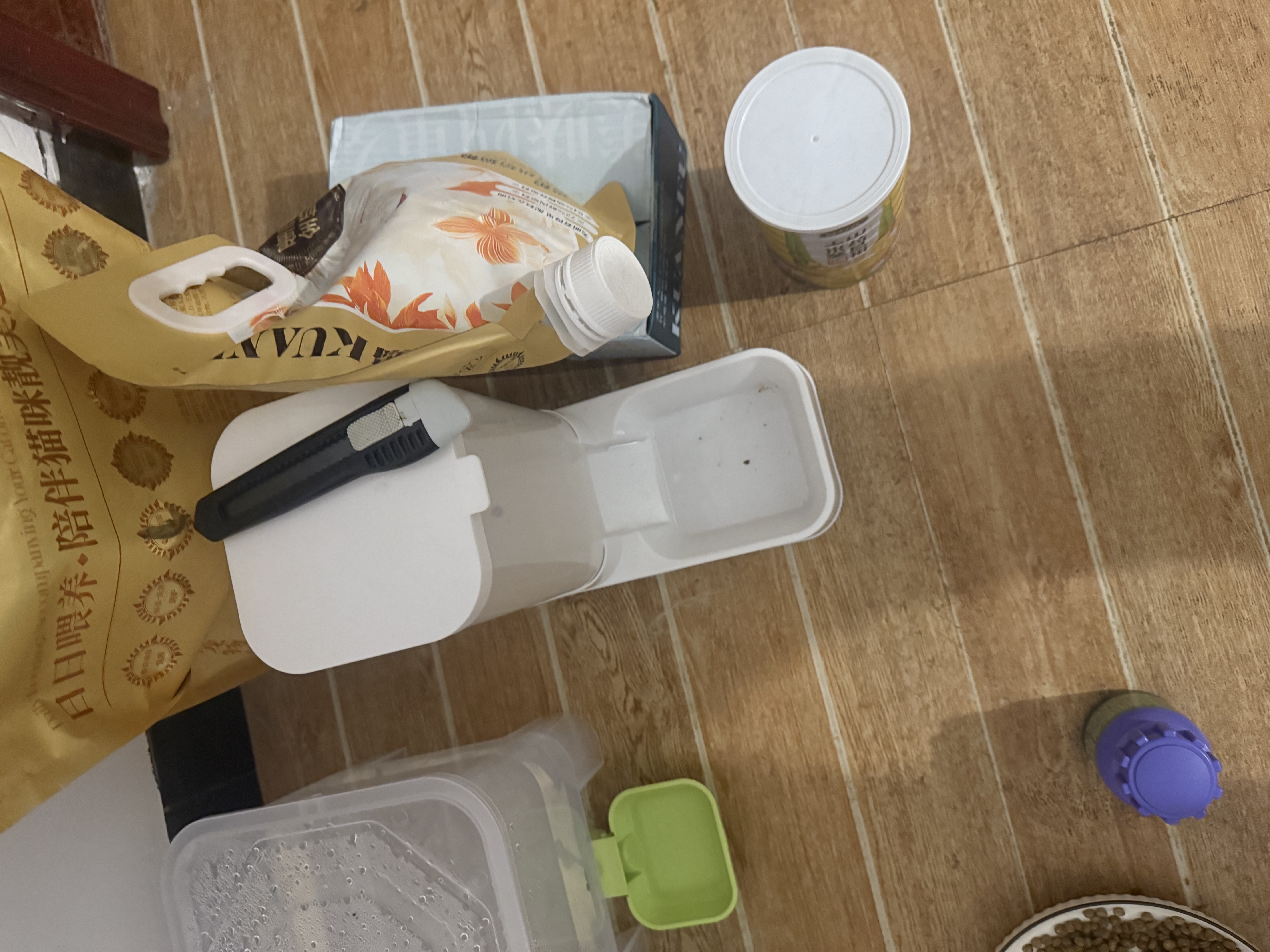 疯狂的主人宠物自动饮水机猫碗猫食盆喝水投食器猫咪喂食狗盆猫碗喂粮器 实拍图