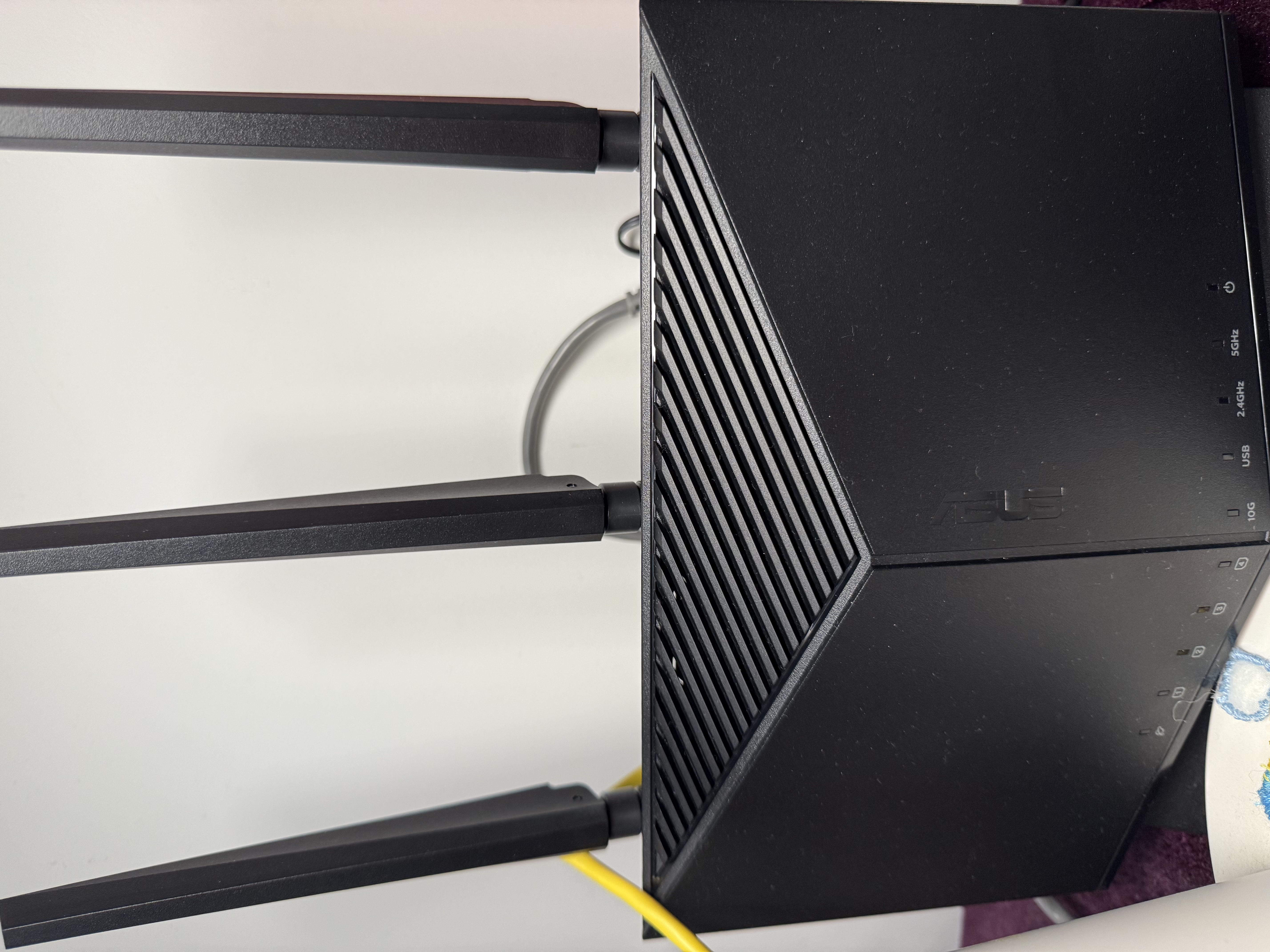 华硕（ASUS）RT-BE86UWiFi7路由器家用无线千兆电竞路由万兆口+4个2.5G口全屋信号增强放大器Aimesh随心组网 实拍图