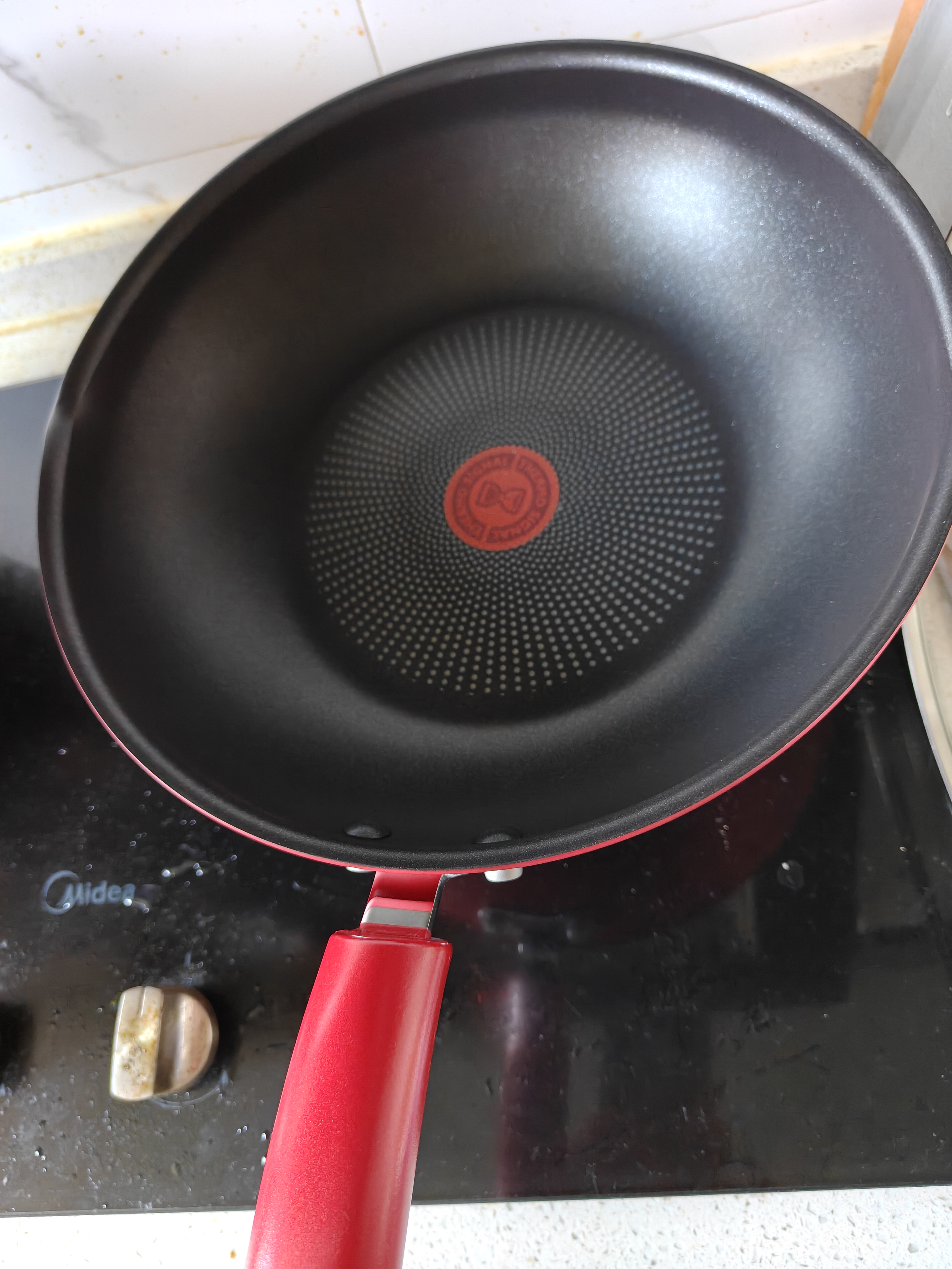 特福（Tefal）特福炒锅有钛不粘锅家用28cm煎炒锅可进洗碗机炒锅可进洗碗机 实拍图