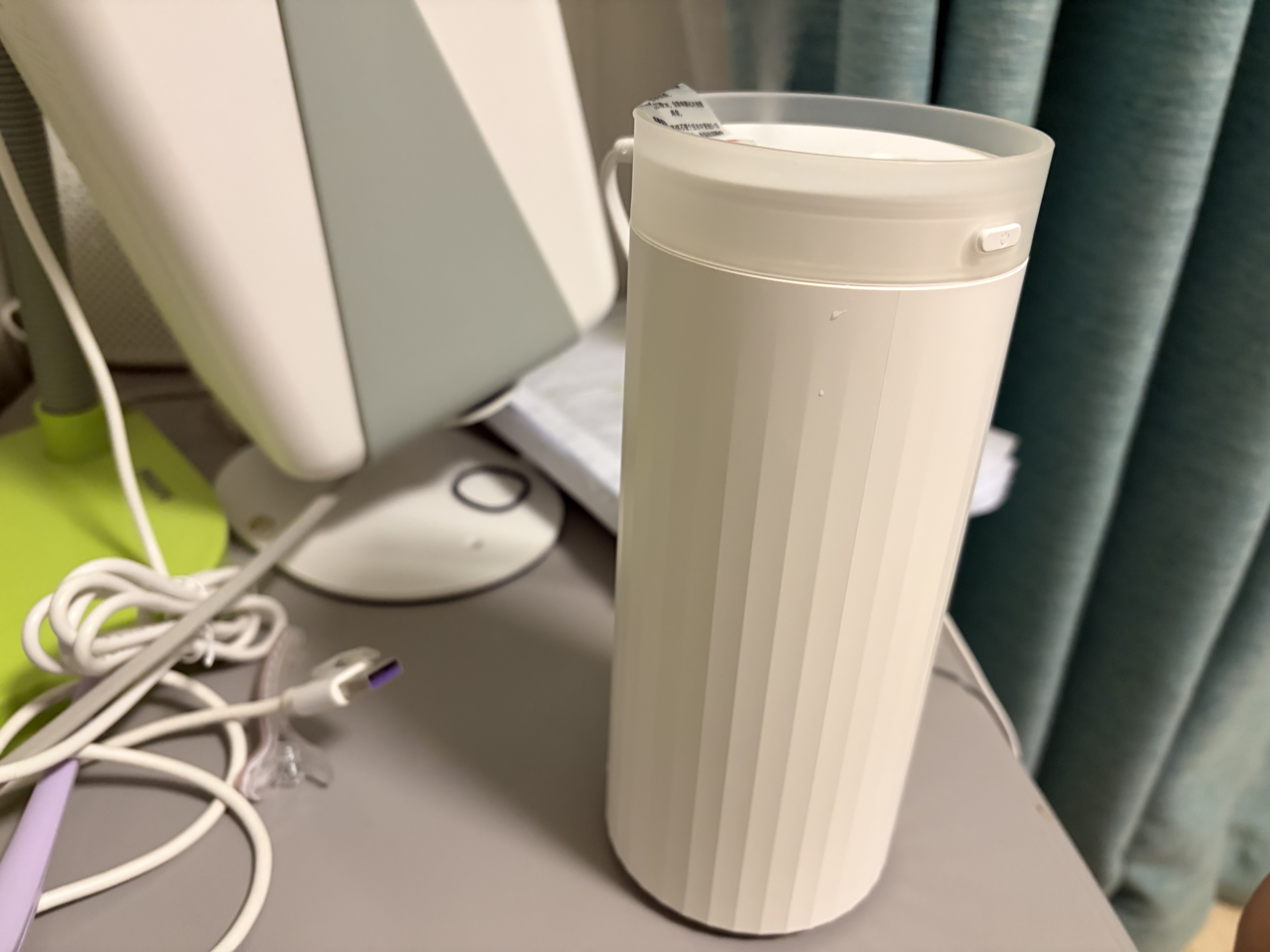 几素桌面加湿器迷你卧室宿舍床头家用空气加湿器车载加湿器无线usb充电便携纯净加湿送女男友生日礼物 白色插电款【4根滤芯+双倍健康加湿】 实拍图