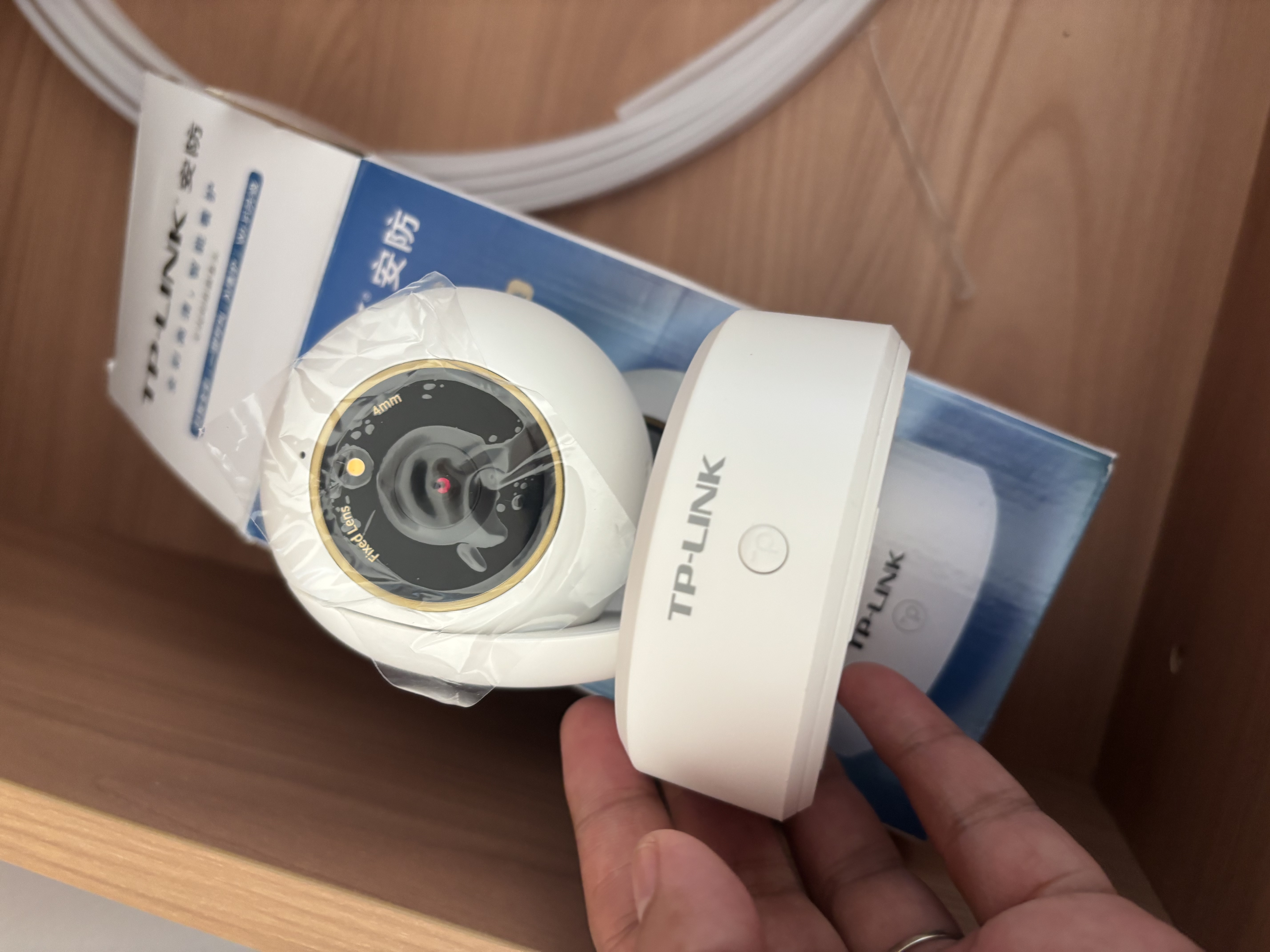 普联（TP-LINK）800万全彩云台无线网络摄像机监控摄像头TL-IPC48AW 全彩 Plus 32G存储卡套装 实拍图