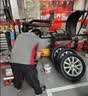 固特异（Goodyear）汽车轮胎 225/55R17 101W 鹰驰F1酷跑 适配奥迪A6L/途岳 御乘升级 实拍图