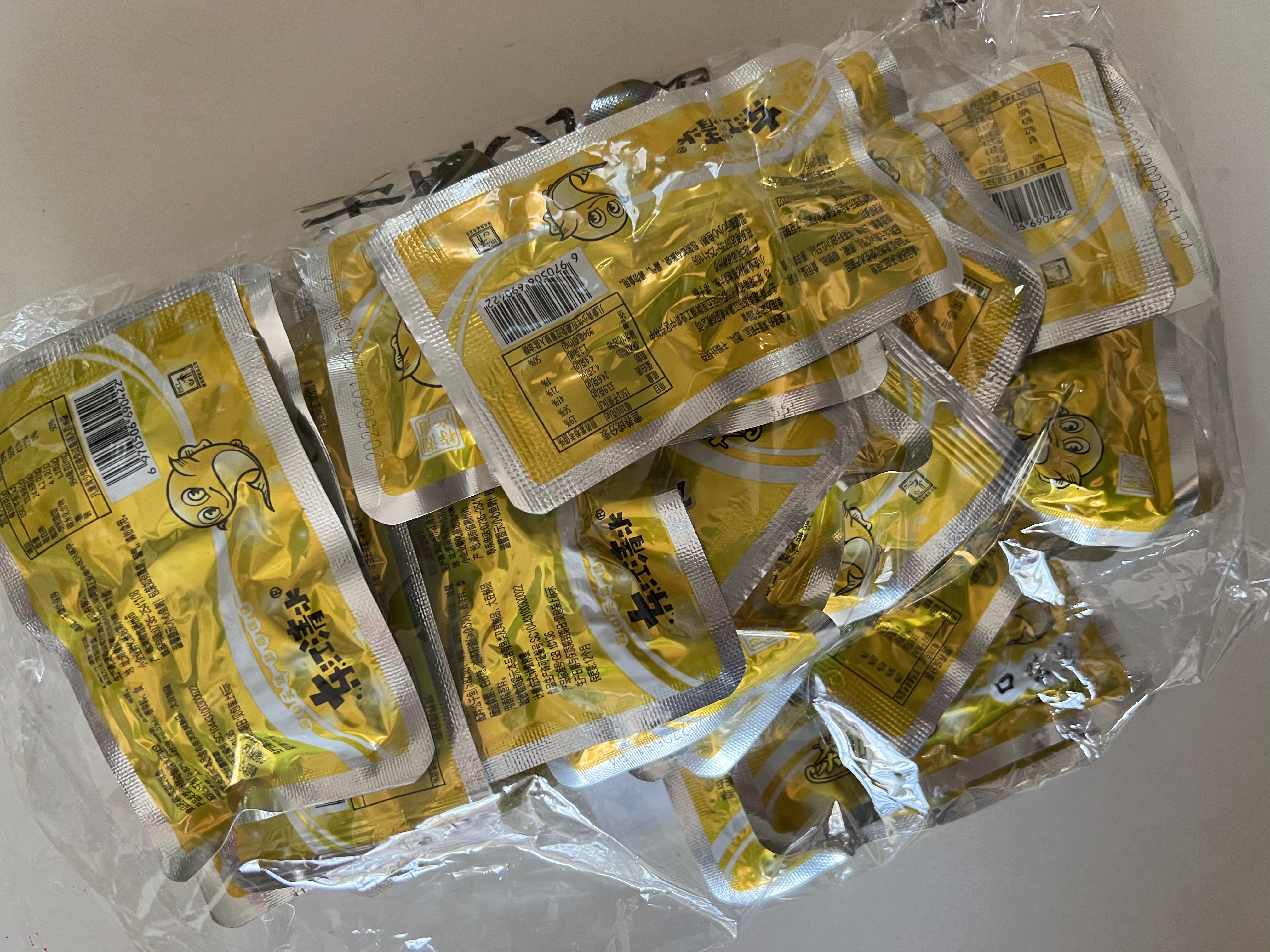 东江清水500g小鱼仔 茶油口味毛毛鱼 深海小鱼 湖南特产 海味休闲零食辣条 实拍图