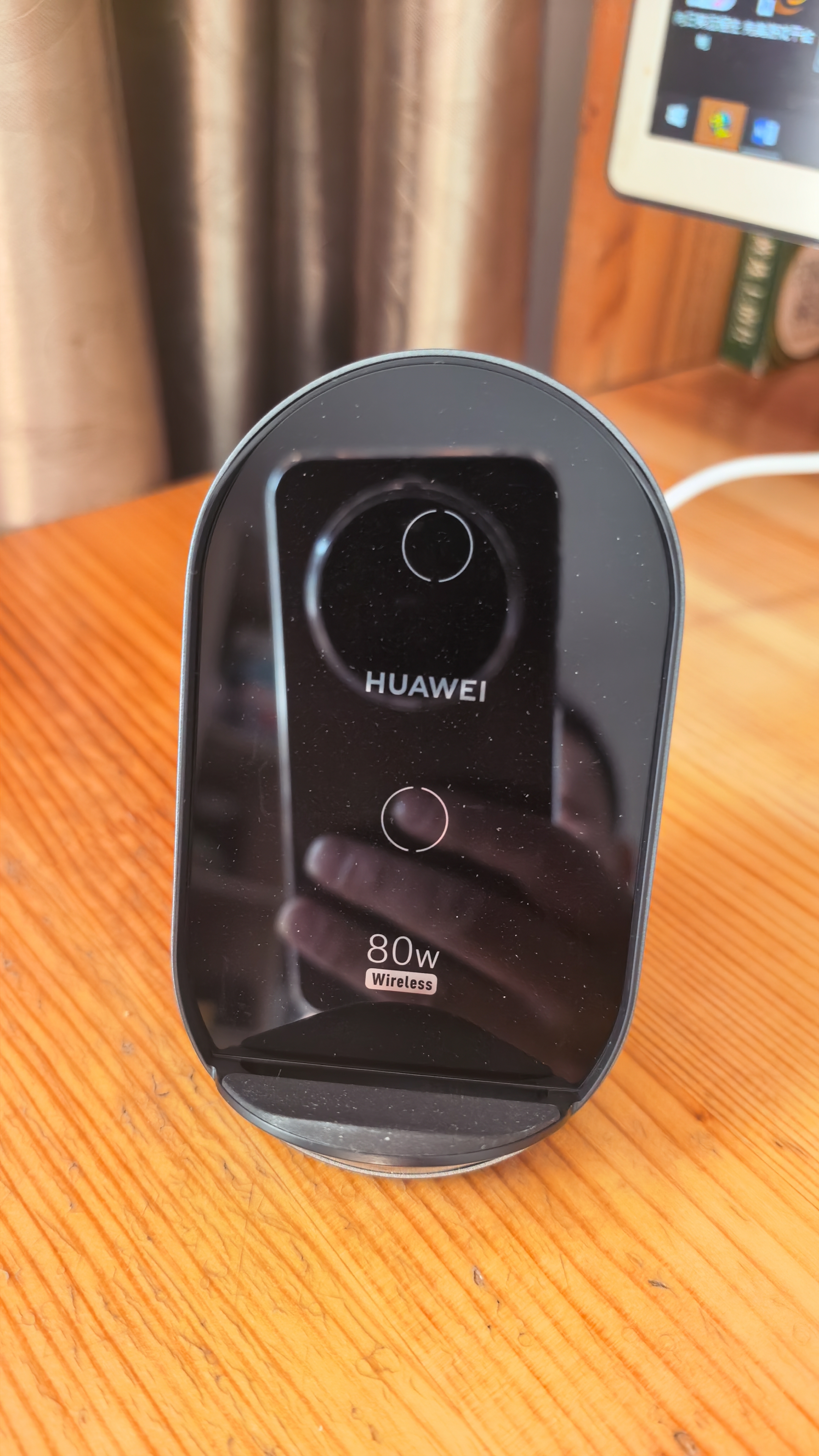 华为立式无线充电器(Max 80W)套装版含100W充电器+6A数据线适用手机华为Pura 90系列曜石灰 实拍图