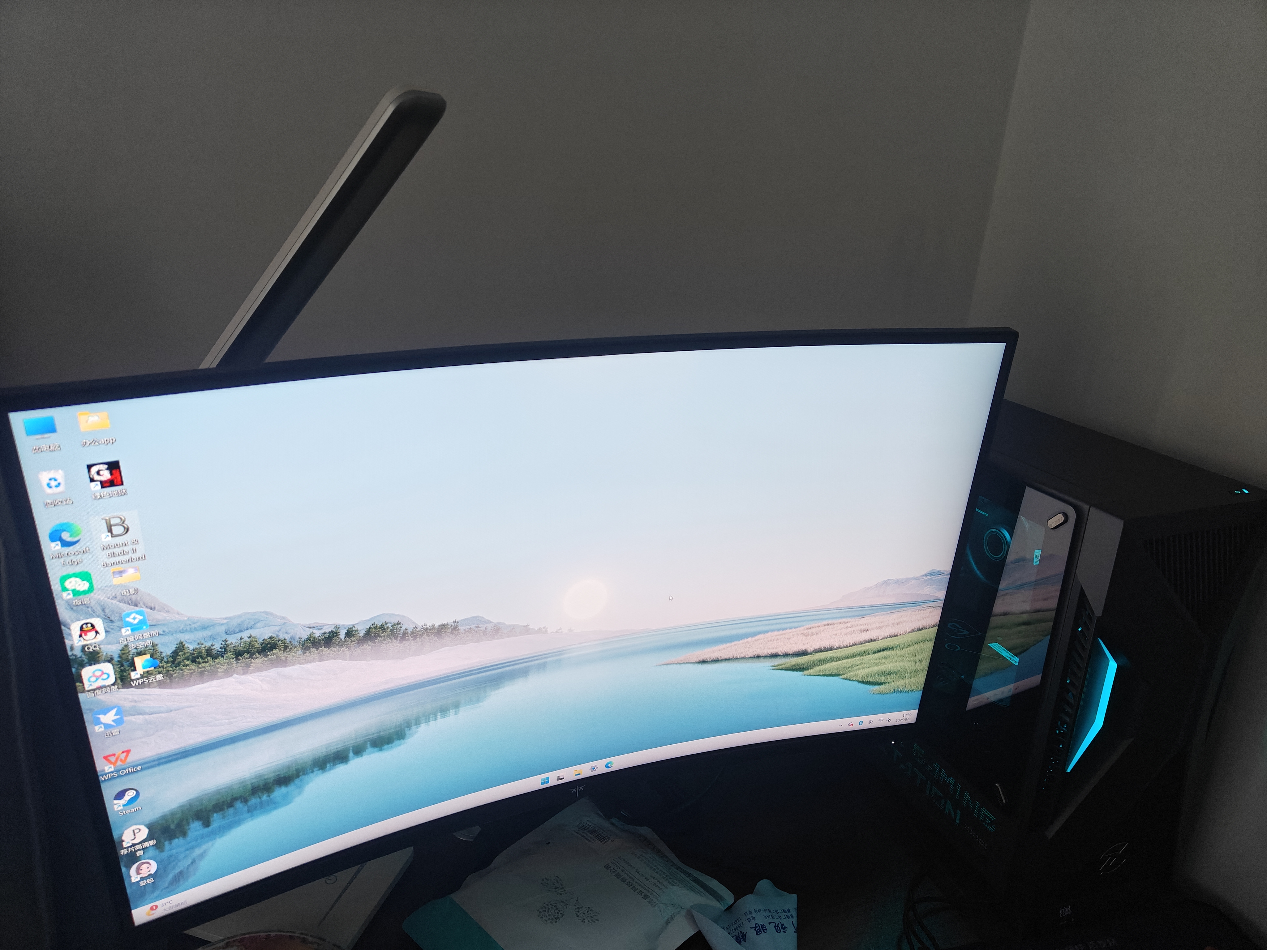 KTC 27英寸 电脑HVA曲面显示器 2K144Hz  HDR400 高对比度 低蓝光可接游戏机电竞显示屏 H27S5C  实拍图