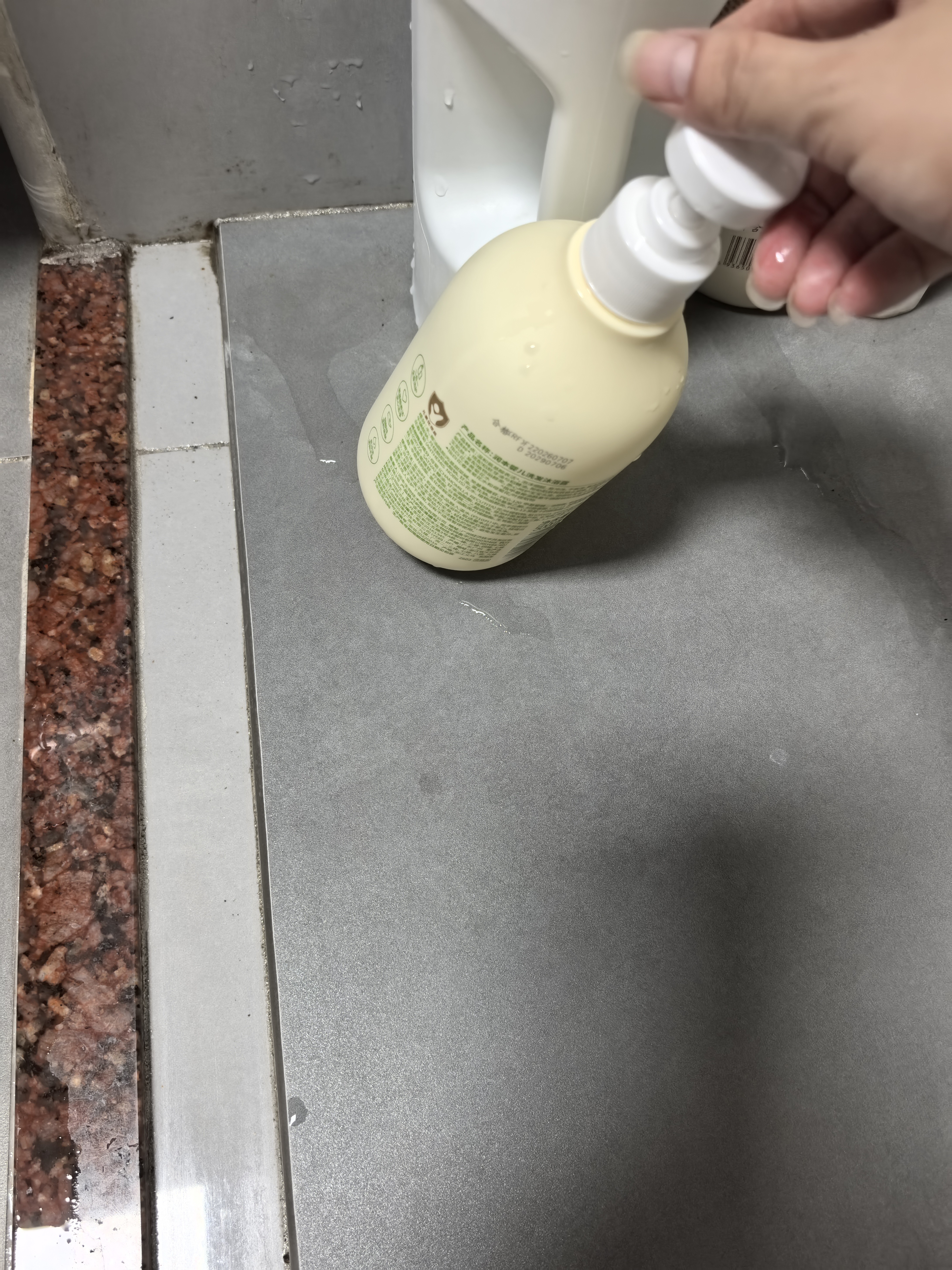 润本儿童洗发水沐浴露二合一氨基酸宝宝婴儿沐浴油游泳沐浴乳护发素 【婴儿款】洋甘菊洗发沐浴露 500ml*2瓶 实拍图