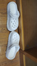 名创优品（MINISO）洞洞鞋男女款EVA夏外穿沙滩凉鞋防滑踩屎感情侣 白色+浅蓝蝶语 实拍图