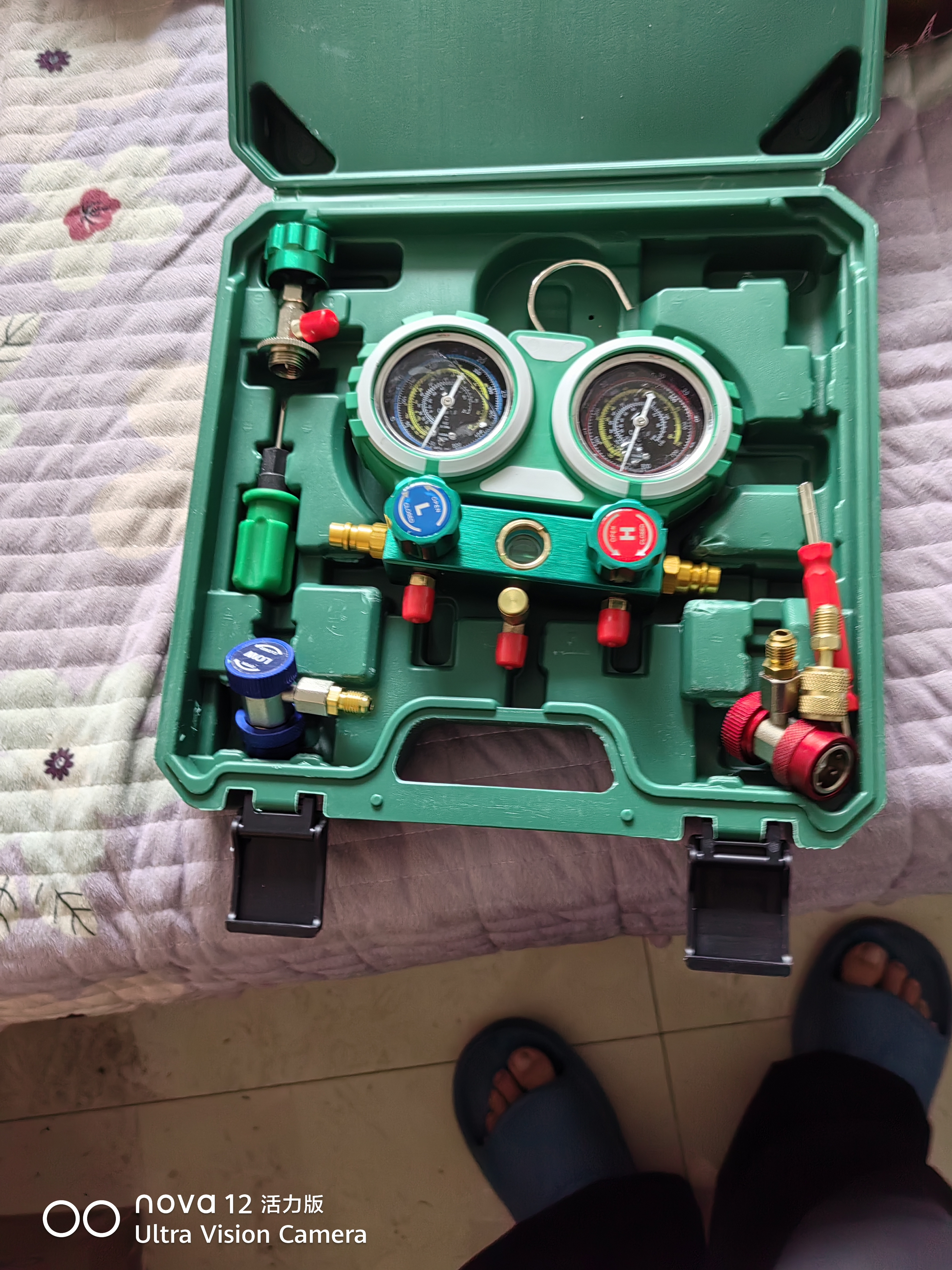 初工空调加氟表 冷媒雪种压力表双表冷媒双表阀家用套装 新能源款 实拍图