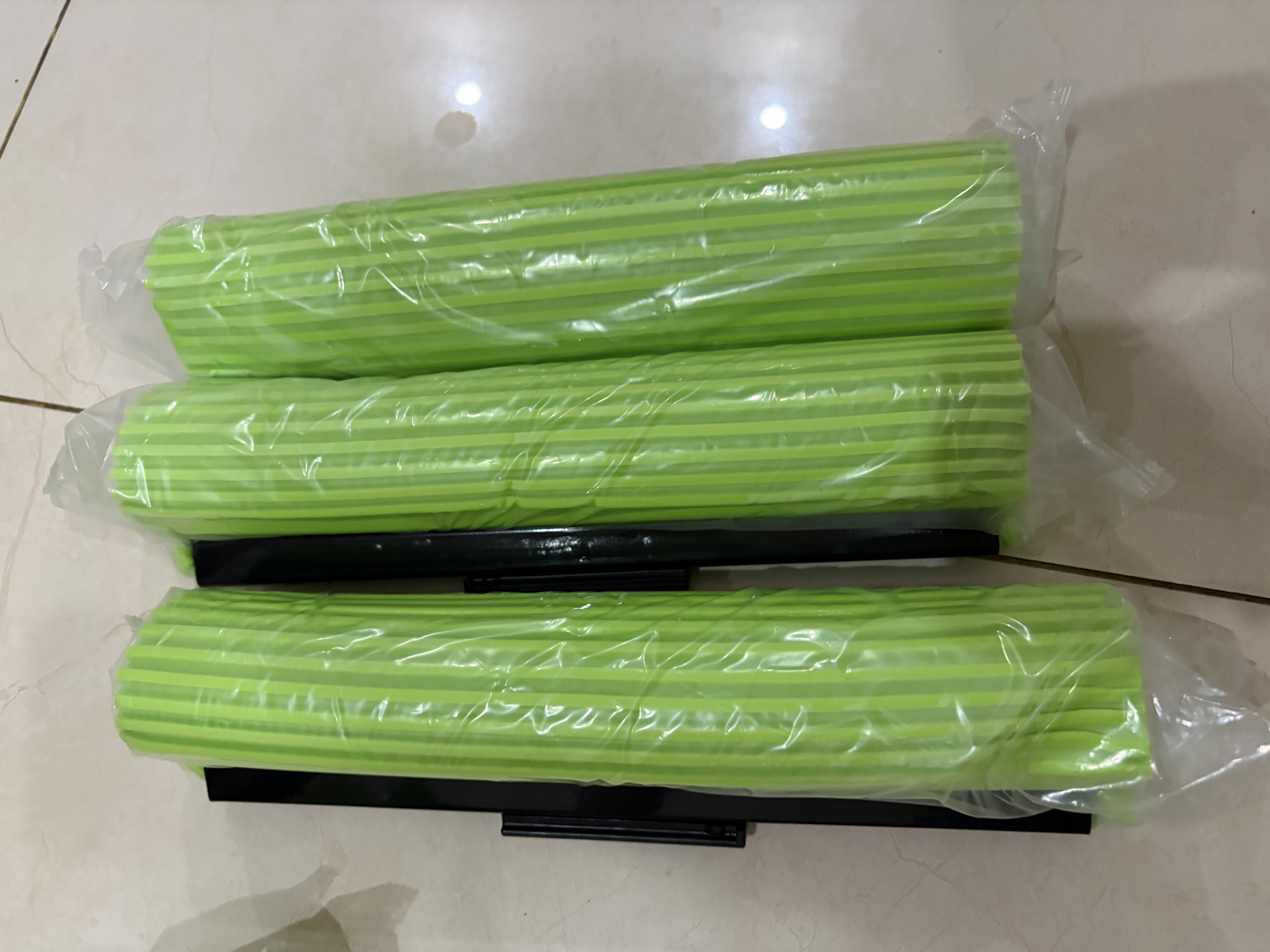 妙洁胶棉拖把家用卡槽型胶棉头 免手洗滚轮式挤水海绵拖把拖布墩布 原装拖把+3通用头【共4头】 实拍图