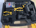 得力12V手电钻电动螺丝刀锂电钻多功能家用充电式起子机电动工具套装 实拍图