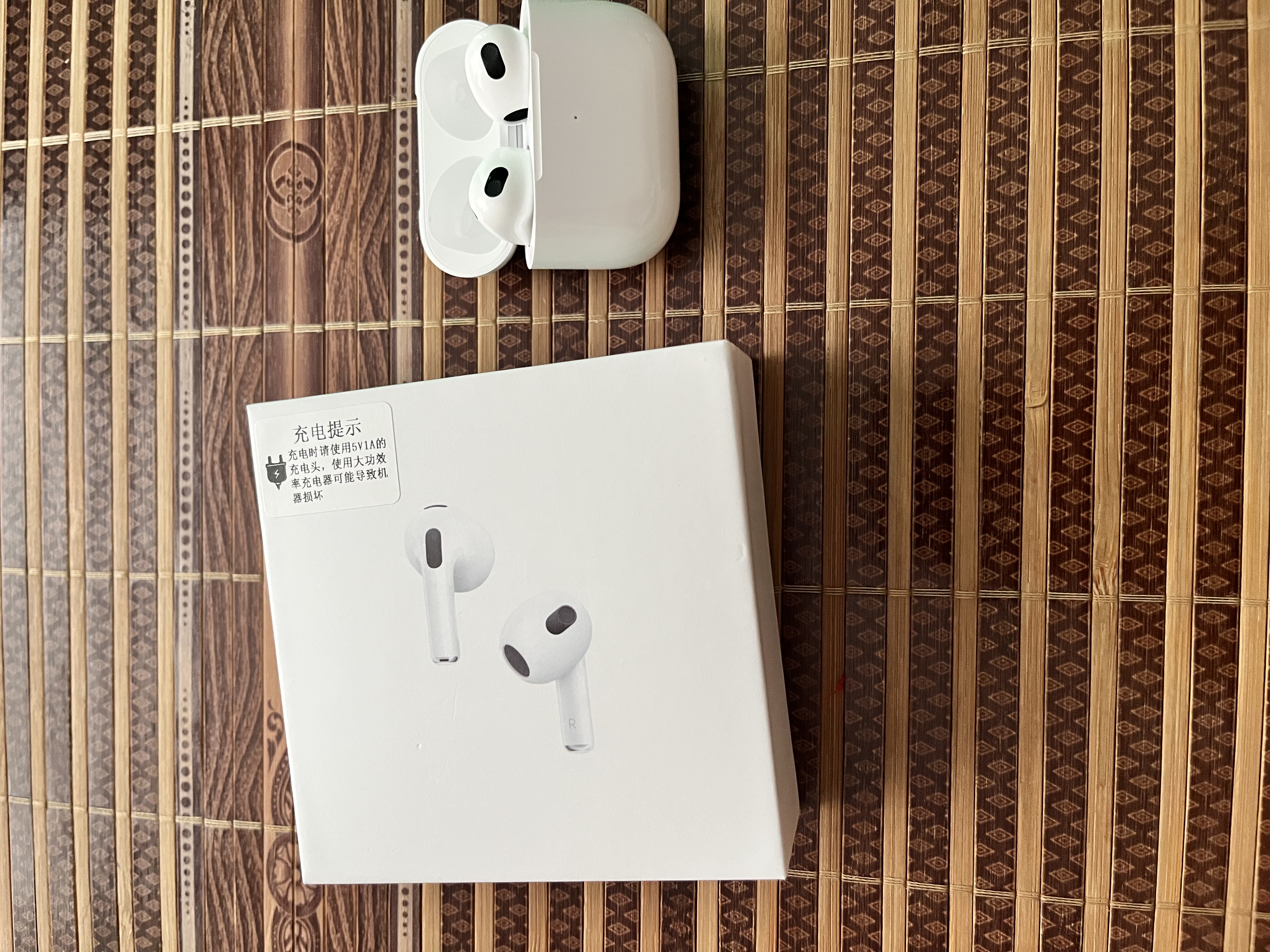 XKW【华强北10代 新顶配版Pro】蓝牙耳机适配苹果无线Air适用iphone16/15/14/13/12/11max半入耳降噪 10代Pods顶配【全新2025全功能】 ios空间音頻+三真电量+ 实拍图