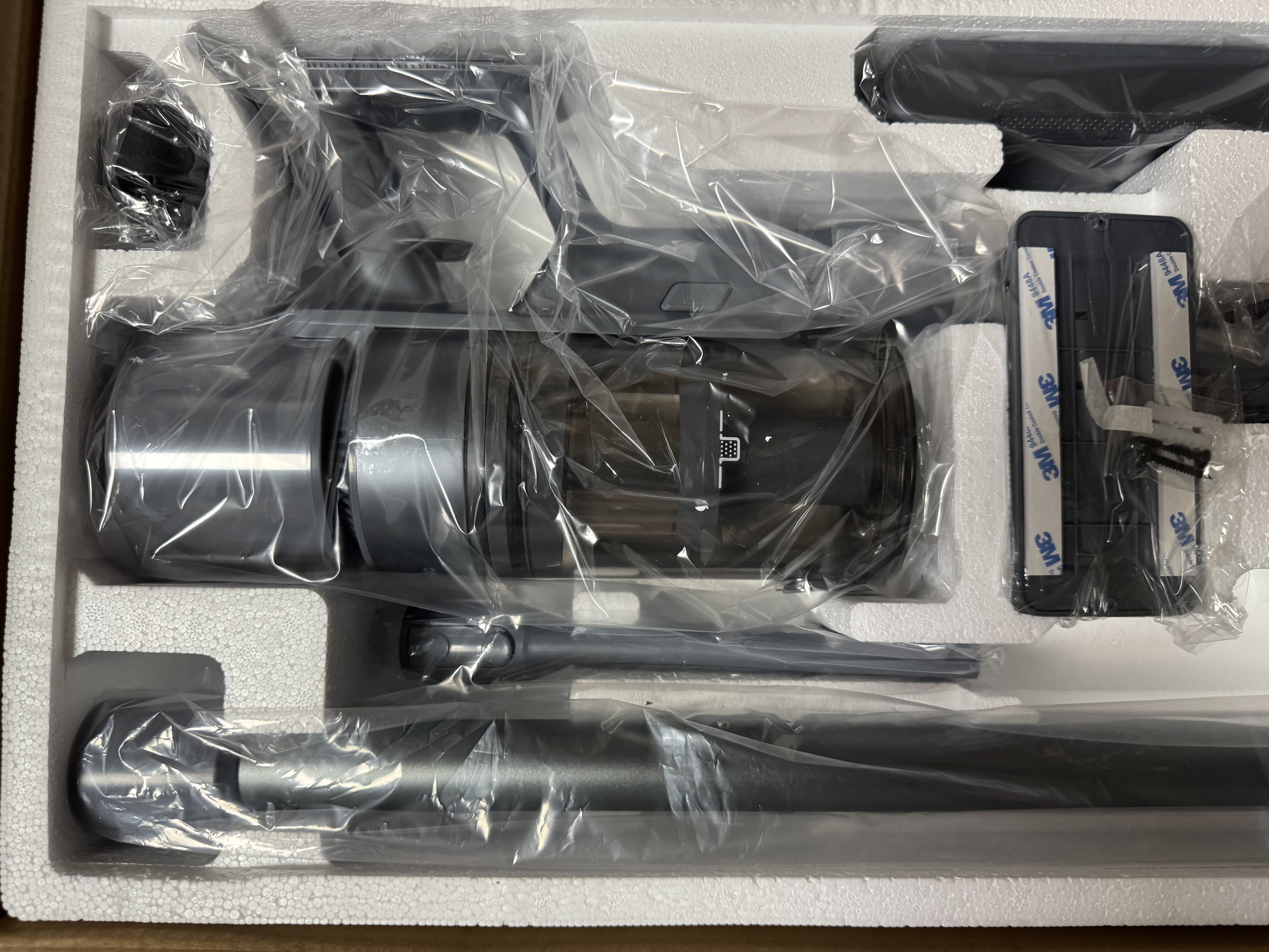 松下（Panasonic）【除尘神器】无线吸尘器家用大吸力手持绿光照显尘吸猫毛四重过滤MC-A31H【可拆电池增加续航】 实拍图