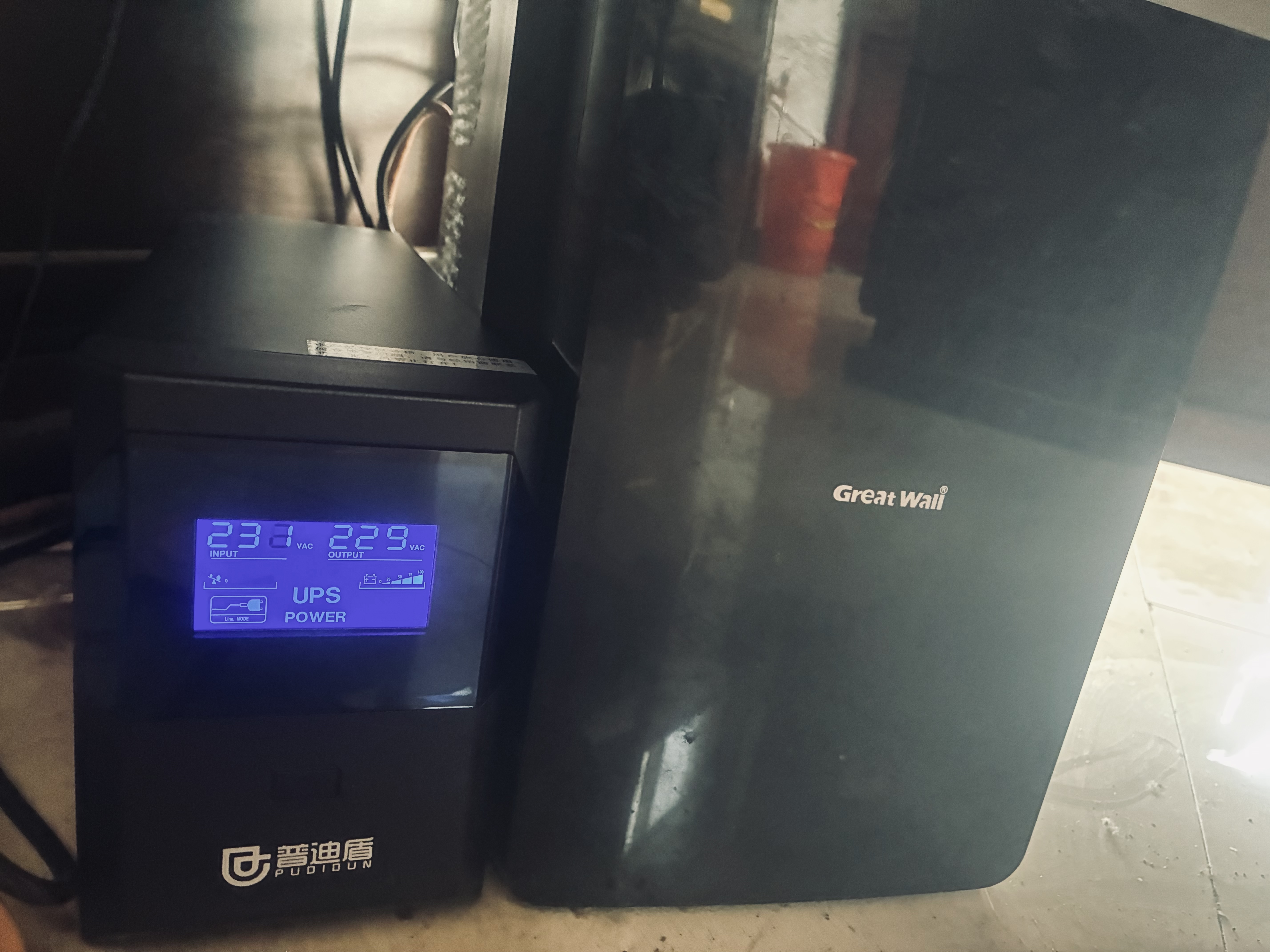普迪盾PD2000 2KVA/1200W 后备式ups不间断电源 家用台式机电脑监控停电备用稳压ups电源 实拍图