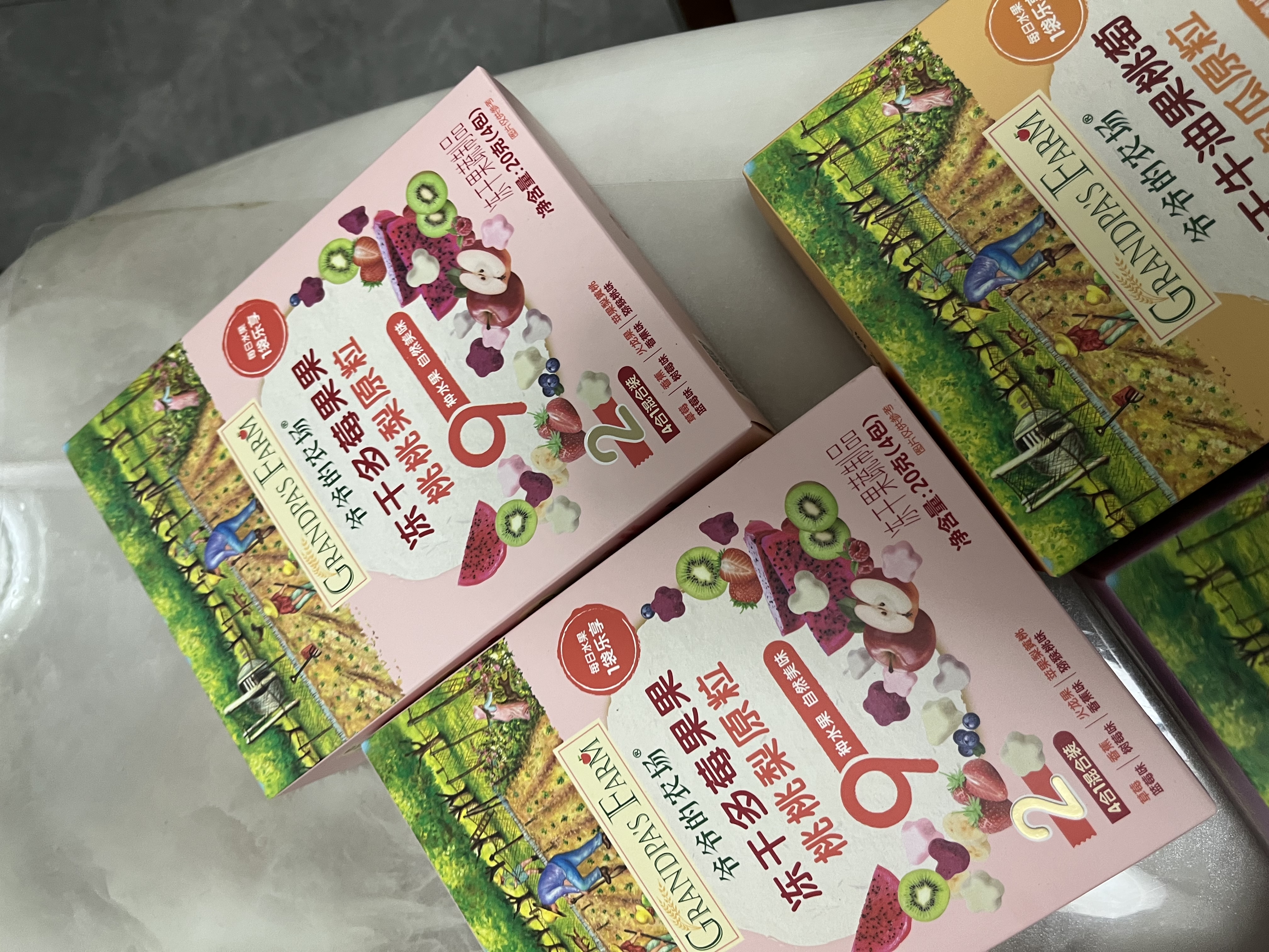 得宝（TEMPO）Pingu联名假日限定 夏季柚子香4层7张*12包 企鹅印花对半撕手帕纸 实拍图