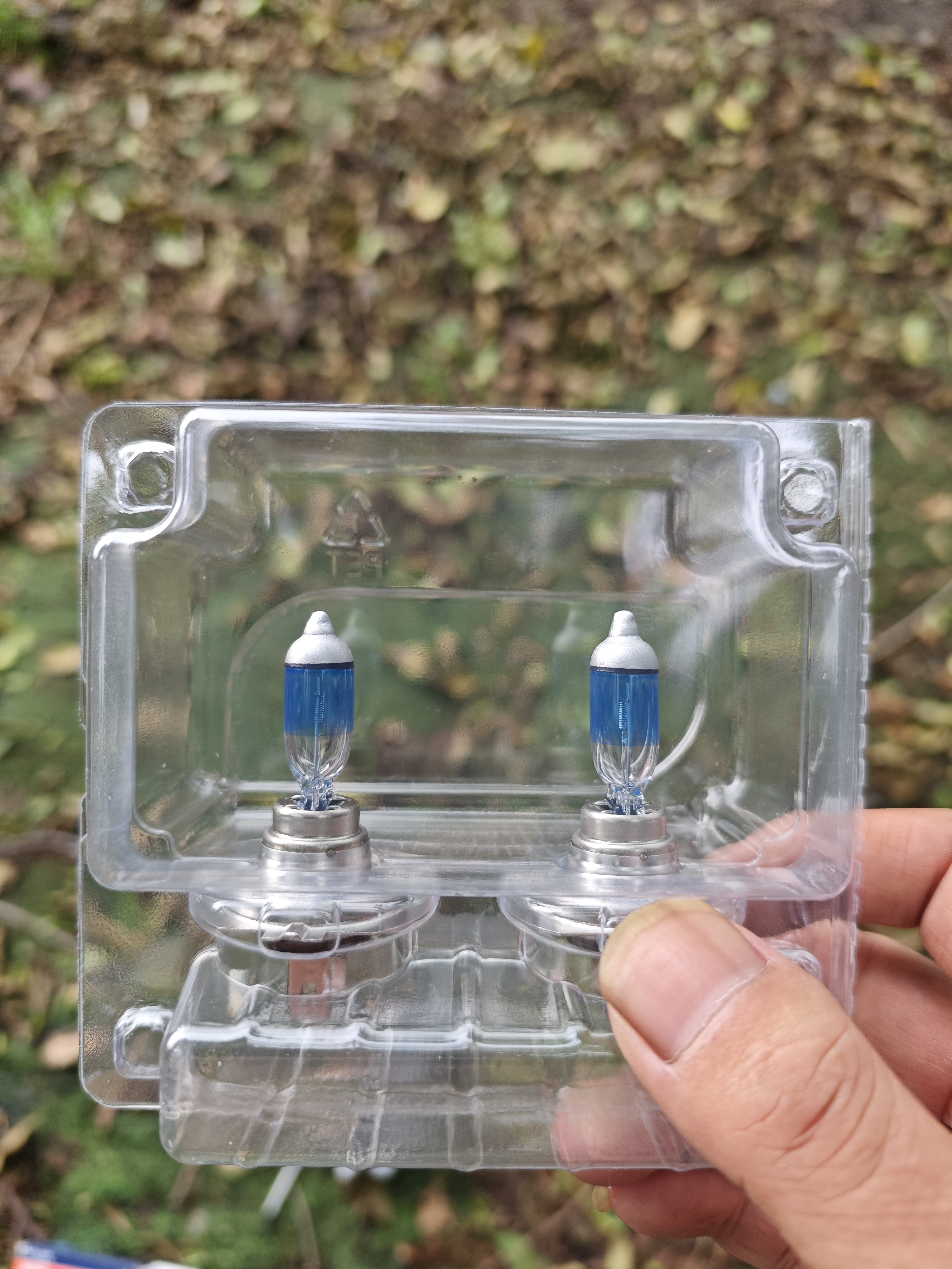 欧司朗（OSRAM）汽车灯泡 大灯远光灯近光灯卤素灯 亮白蓝H7【4000K】12V 55W 实拍图