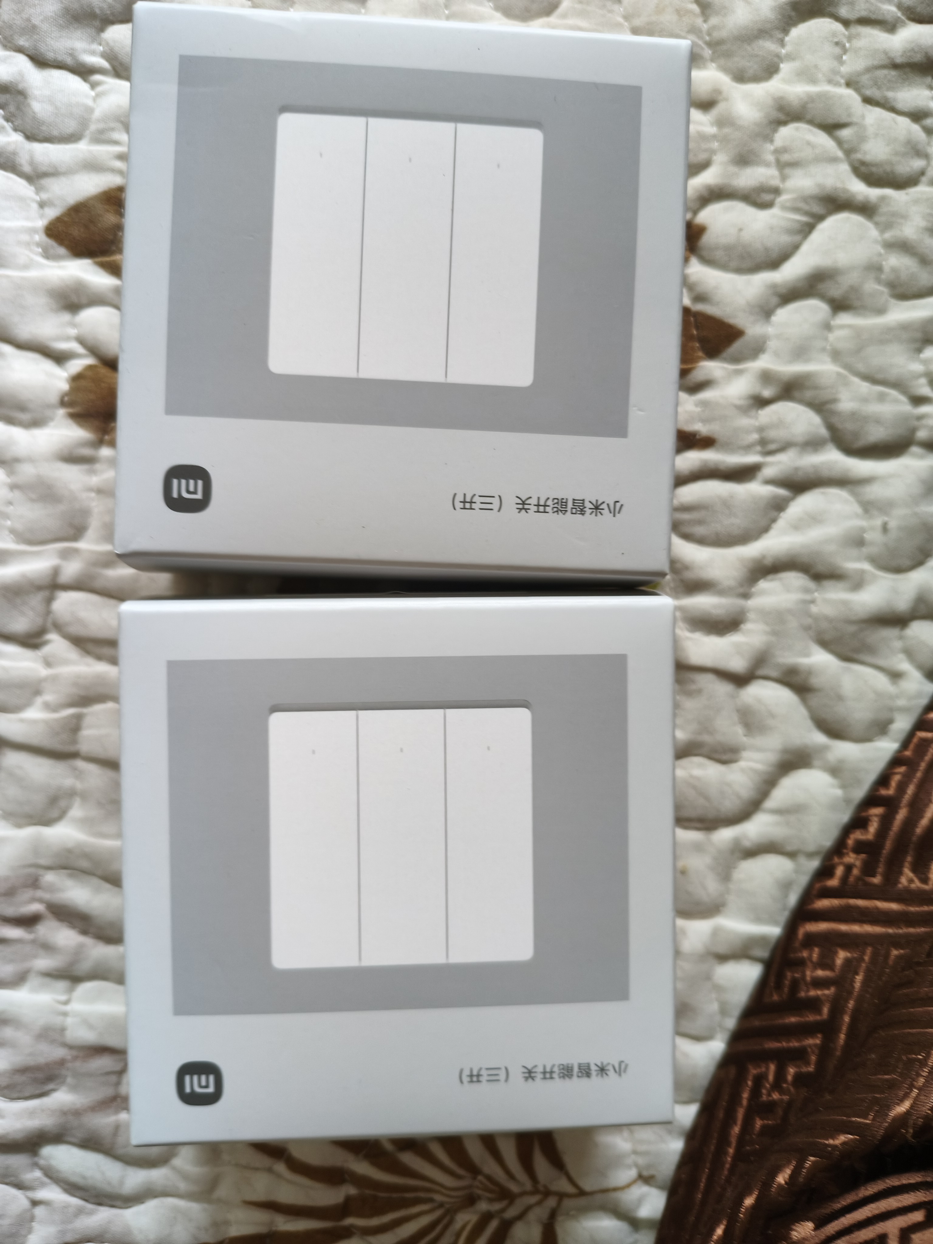 小米智能开关（三开）接入米家 超长寿命 开关面板 需搭配网关 实拍图