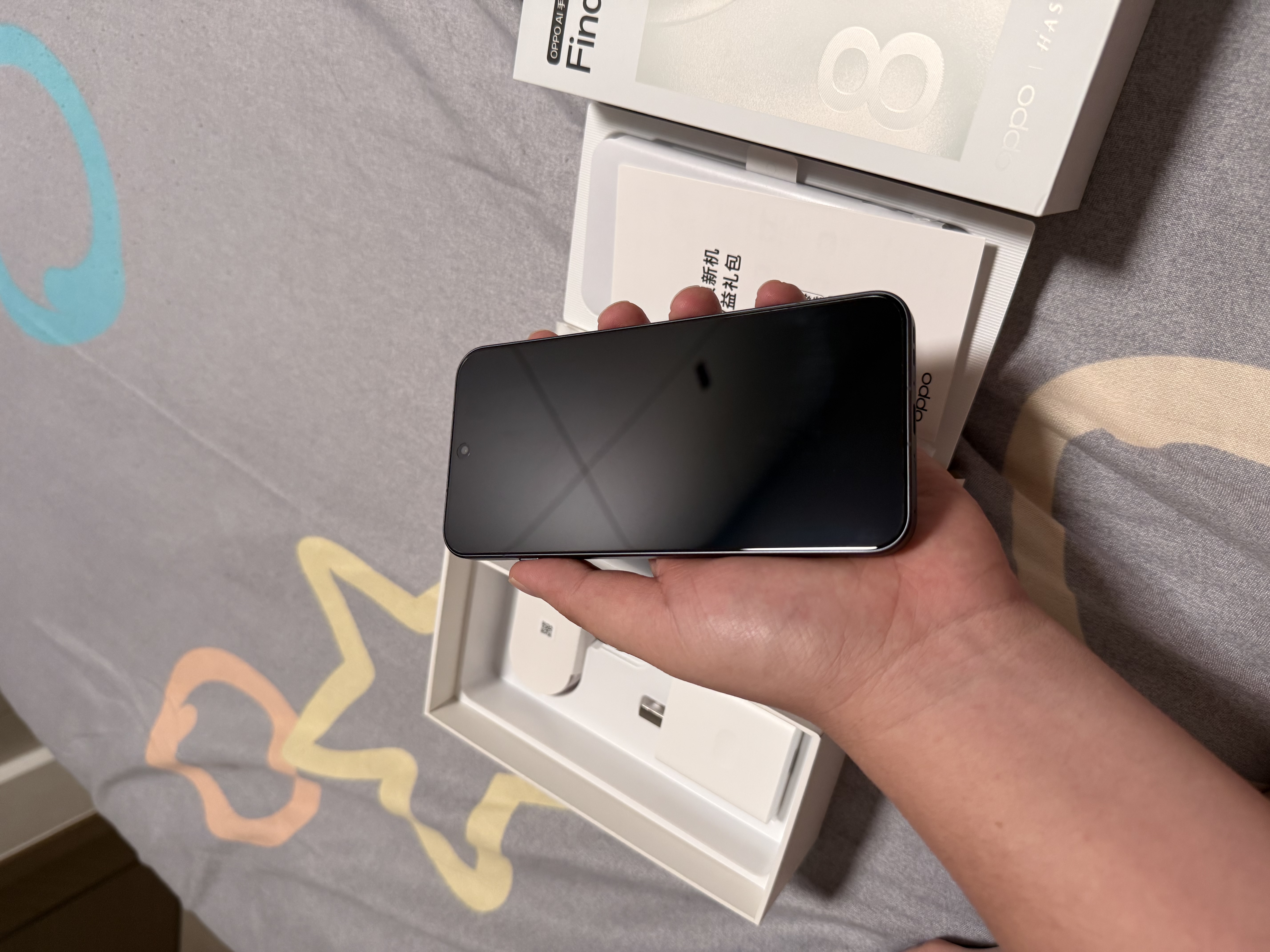 OPPO Find X8s 12GB+512GB 星野黑 极窄四等边 天玑9400+ 哈苏人像 超长续航电池 AI 5G手机 国家补贴 实拍图
