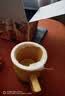 京东京造 故宴窑变 茶杯陶瓷杯茶水分离杯礼盒装【陶瓷茶漏】 阳夕红400ML 实拍图