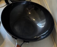 京严章丘款炒锅铁锅无涂层炒菜不粘锅家用精铁锅具燃气电磁炉用已开锅 【灶具通用】适合3-5人  赠盖铲  直径 32cm 百年工艺｜传统铁锅｜健康不沾 实拍图