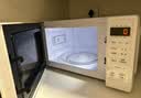 美的（Midea）变频小清新微波炉 液晶屏幕 磨砂面板 小型20L家用 匠心工艺一级能效（PM2002） 实拍图